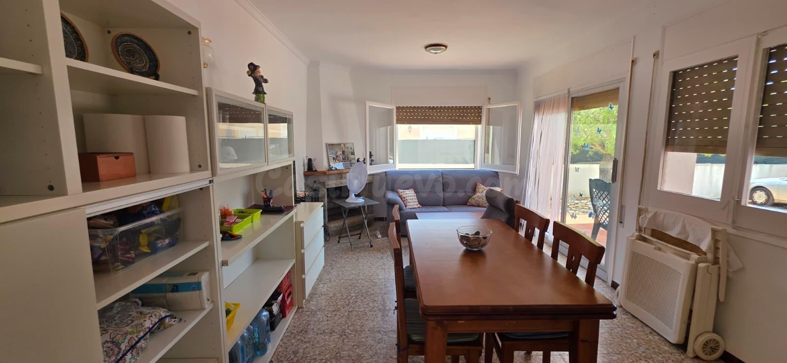 Chalet unifamiliar en una sola planta con gran parcela de 77 - foto 5