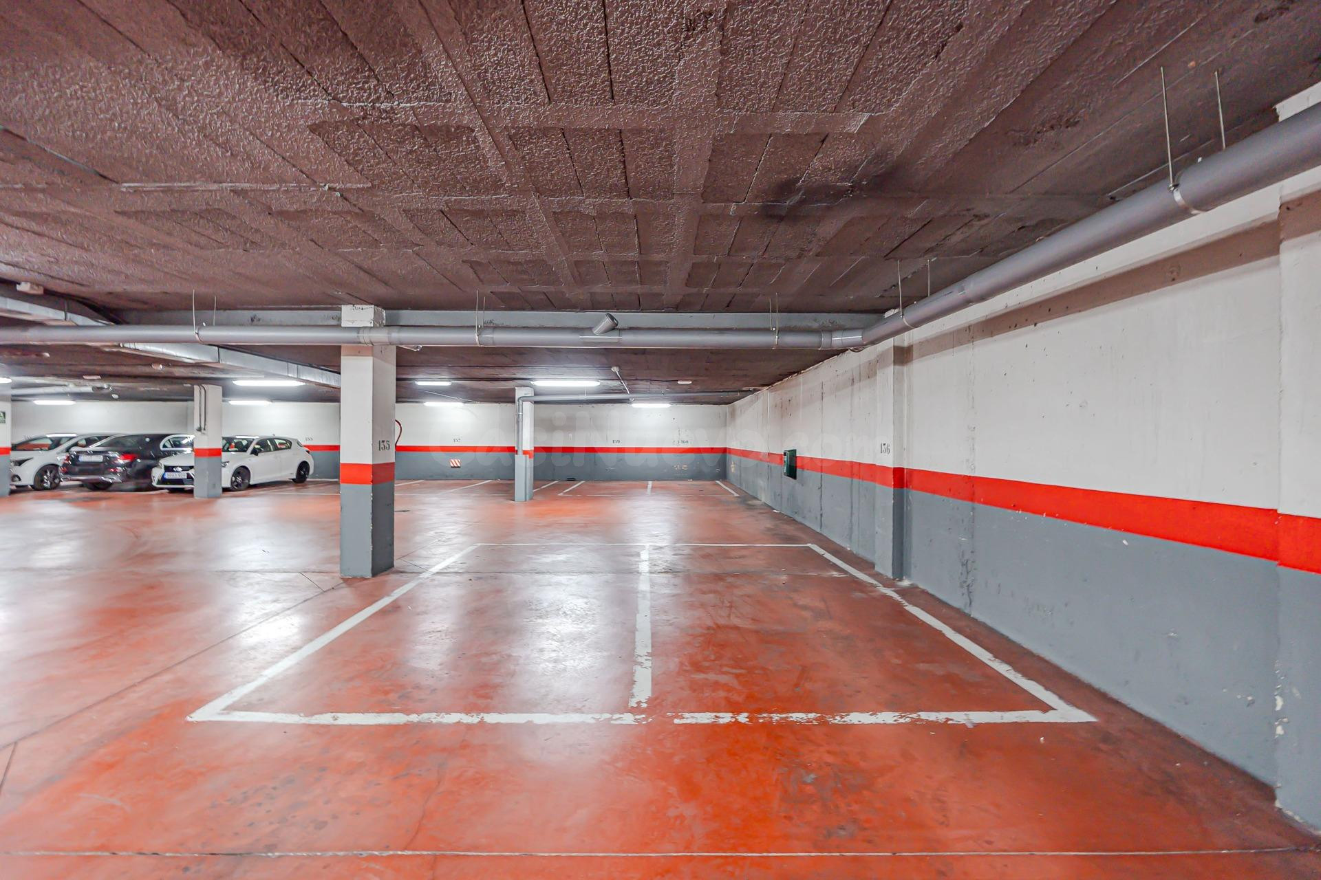 Garaje 12m² en venta - Golf - El Carralero