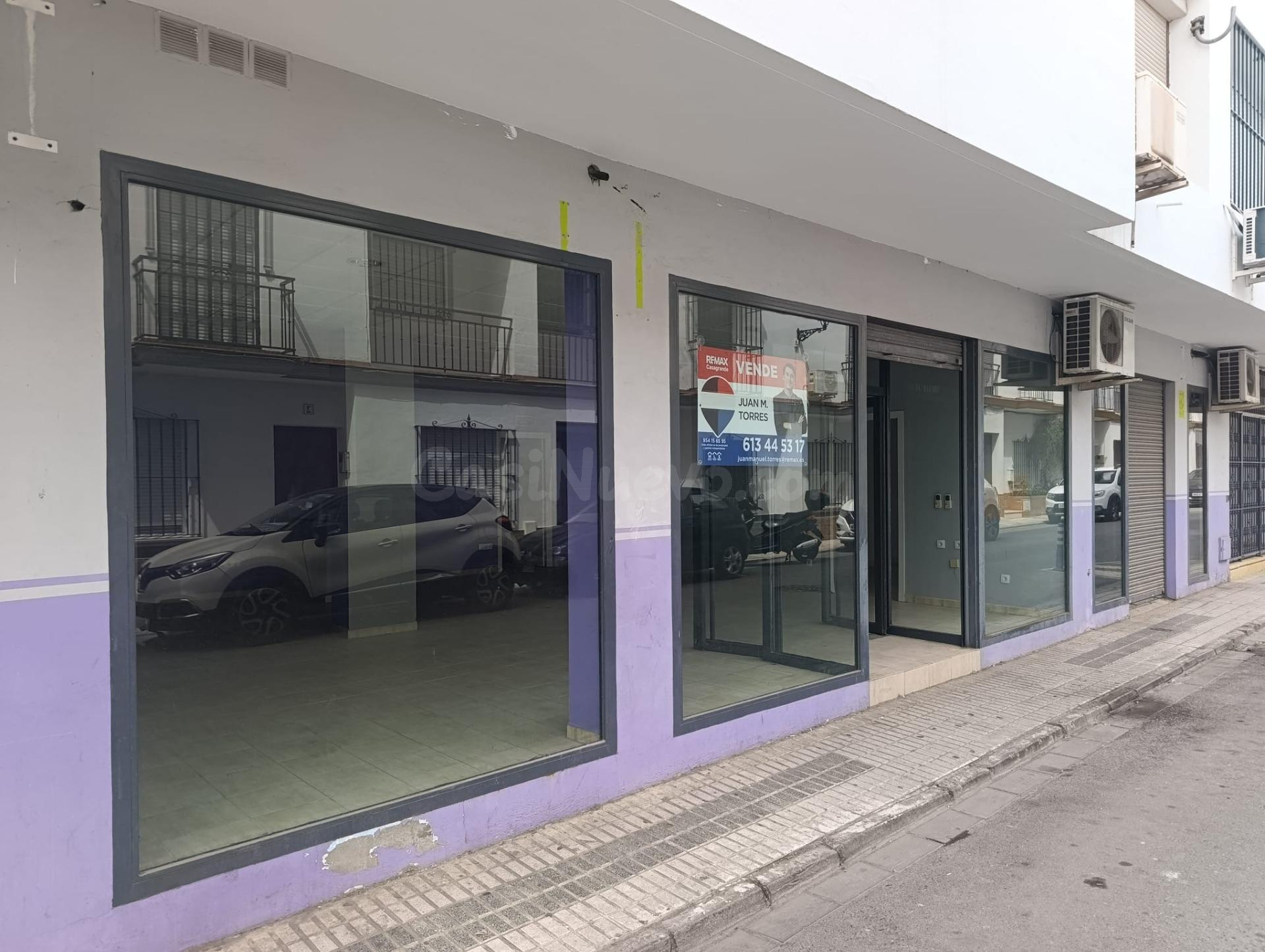 Local de 128 m2 en Eje Comercial Principal: Ideal Negocio, Clínica o Cambio de Uso a Vivienda.