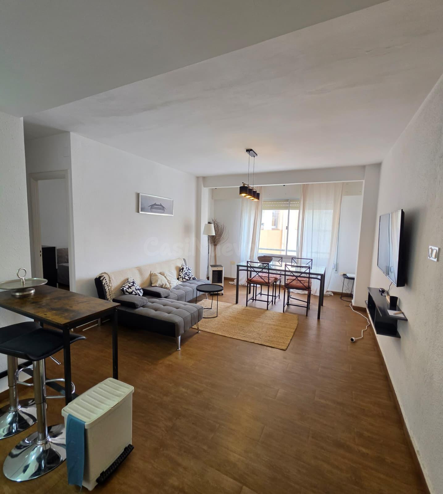 Piso con licencia turística HUTTE a solo 120 metros de la pl - foto 2