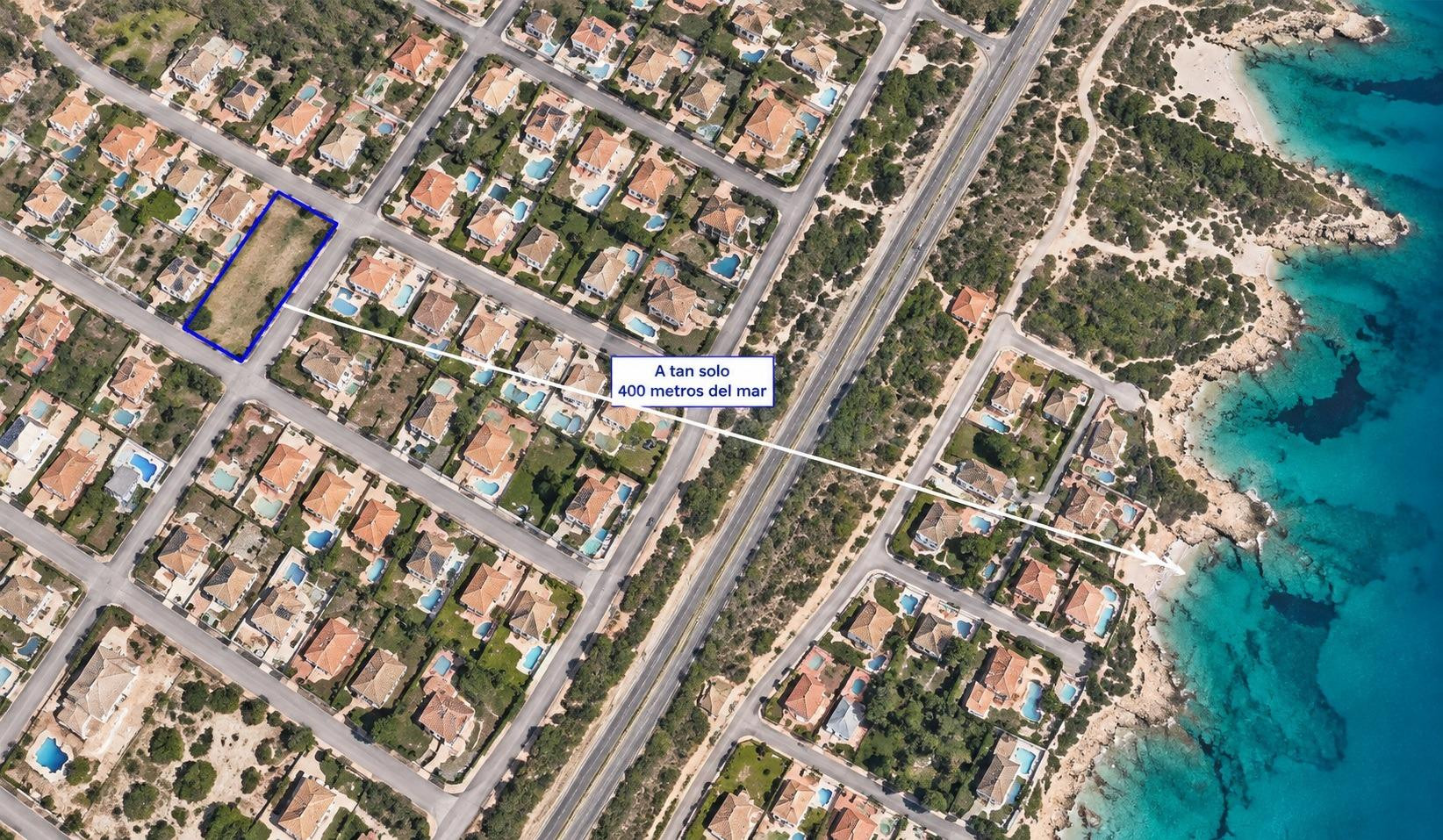 Parcela urbana de 784 m2 a tan solo 400 metros del mar en l’Ametlla de Mar