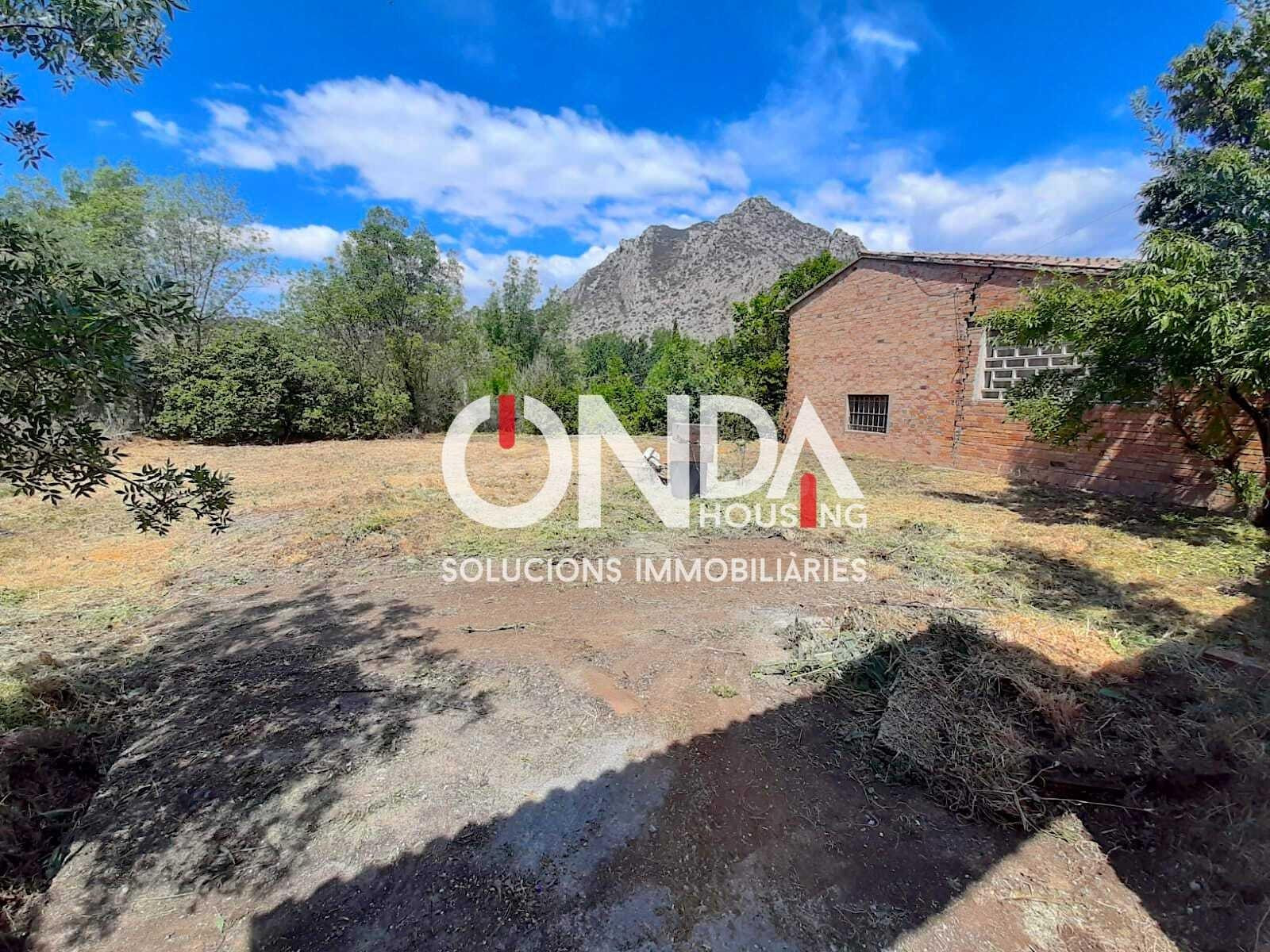 Solar edificable en Camarasa con excelente ubicación
