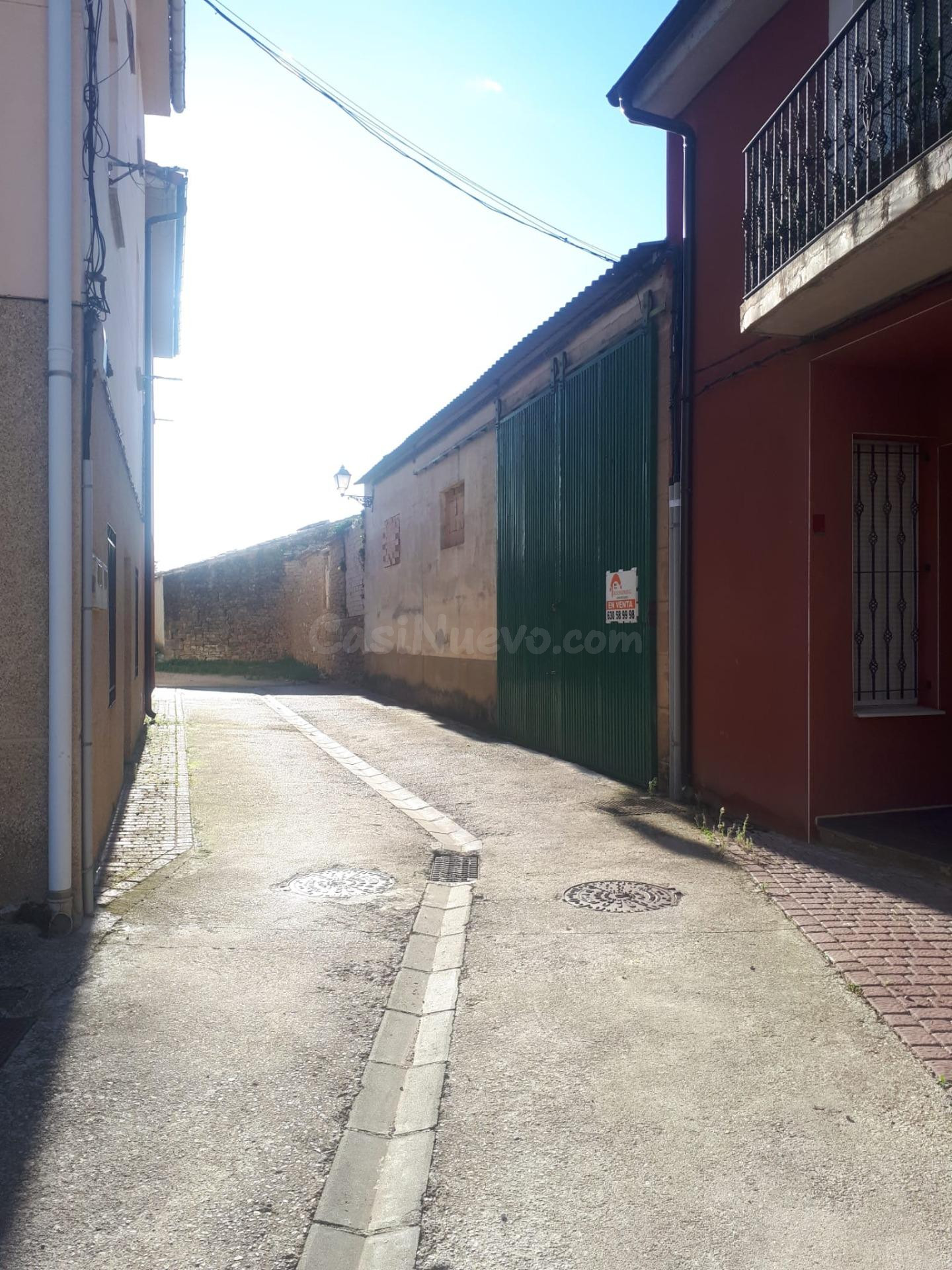 Nave en Suelo Rustico