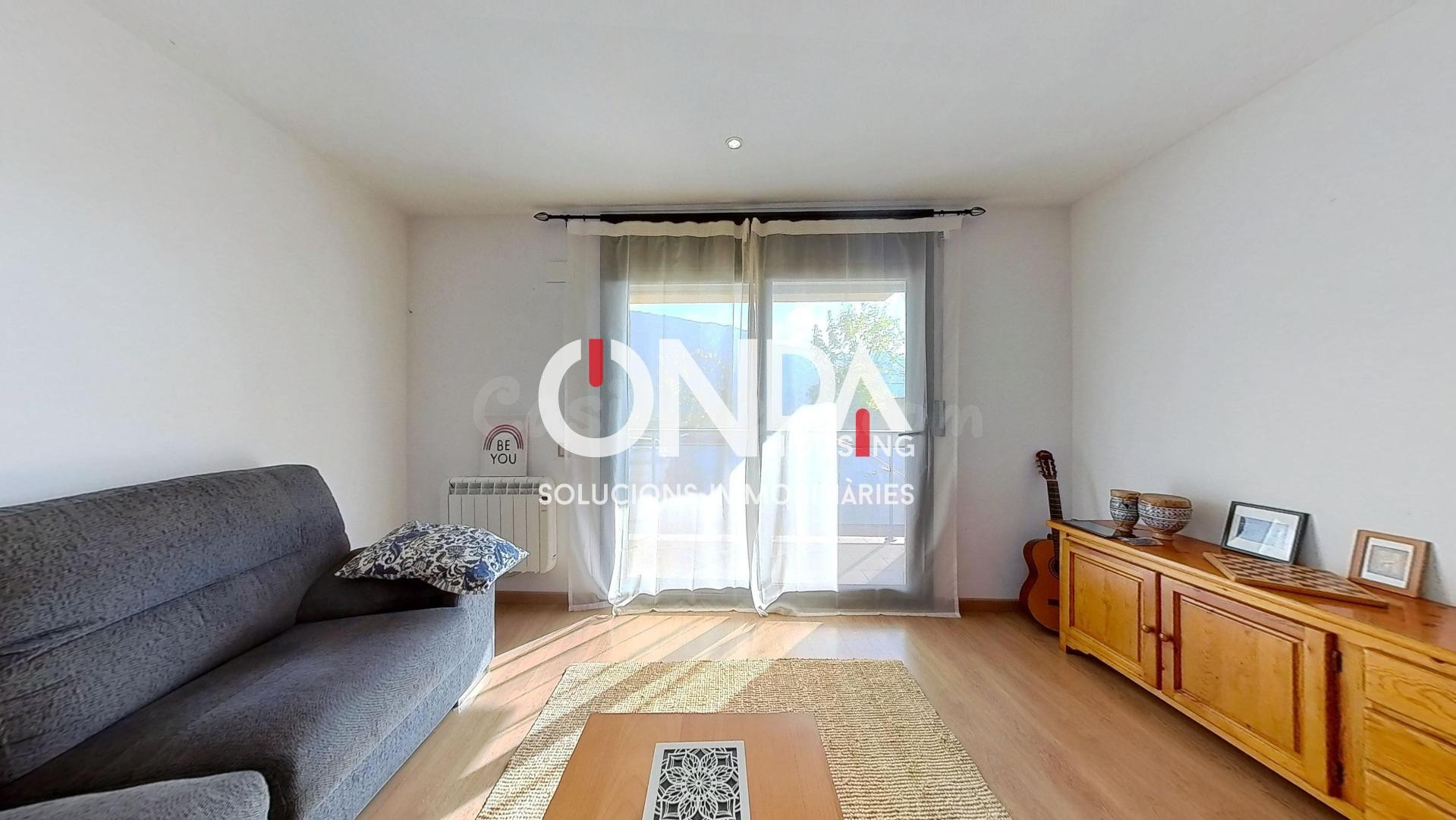 Encantador piso de casi 90 m2 y 3 dormitorios en Sant Llorenç de Montgai