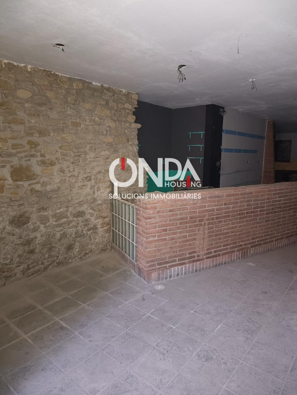 ⭐ SE ALQUILA GRAN LOCAL COMERCIAL EN ÀGER ⭐