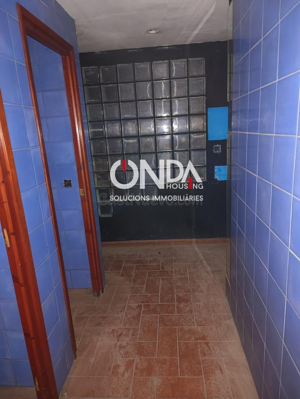 ⭐ SE ALQUILA GRAN LOCAL COMERCIAL EN ÀGER ⭐ - foto 3