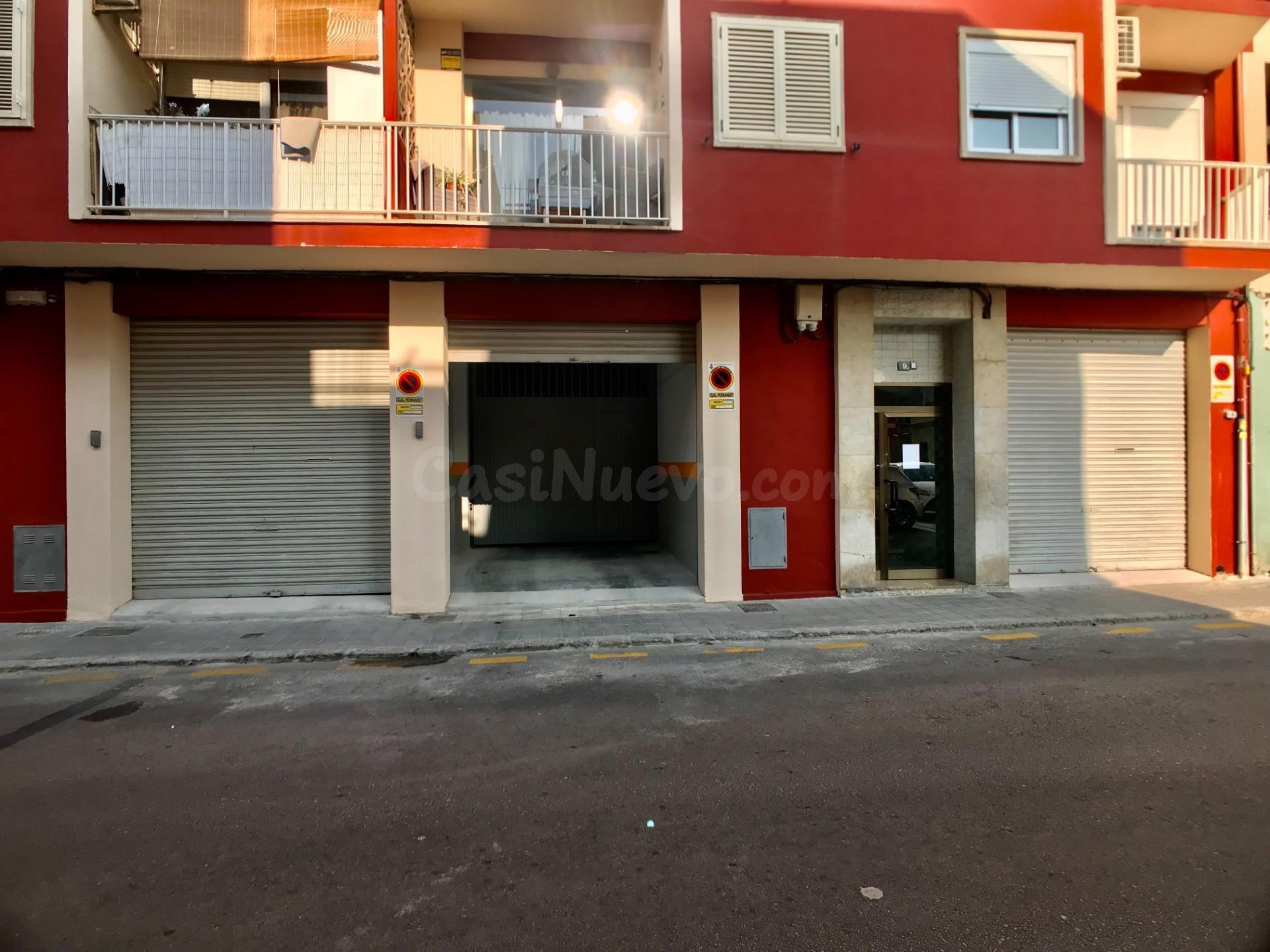 ¡¡COCHERA + TRASTERO INDIVIDUAL PARA INDUSTRIALES, CON ACCESO PRIVADO!!