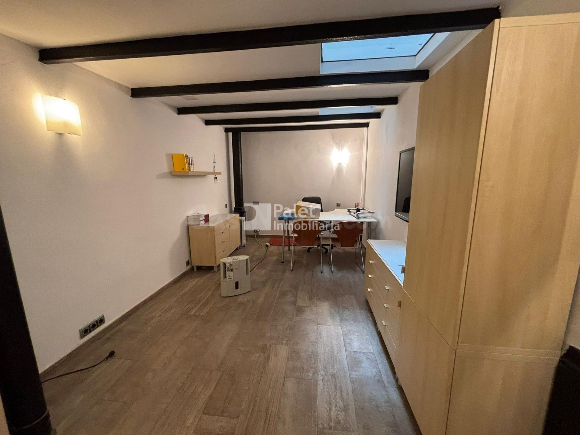 Despacho Diáfano en Alquiler – Ideal para Emprendedores - foto 4