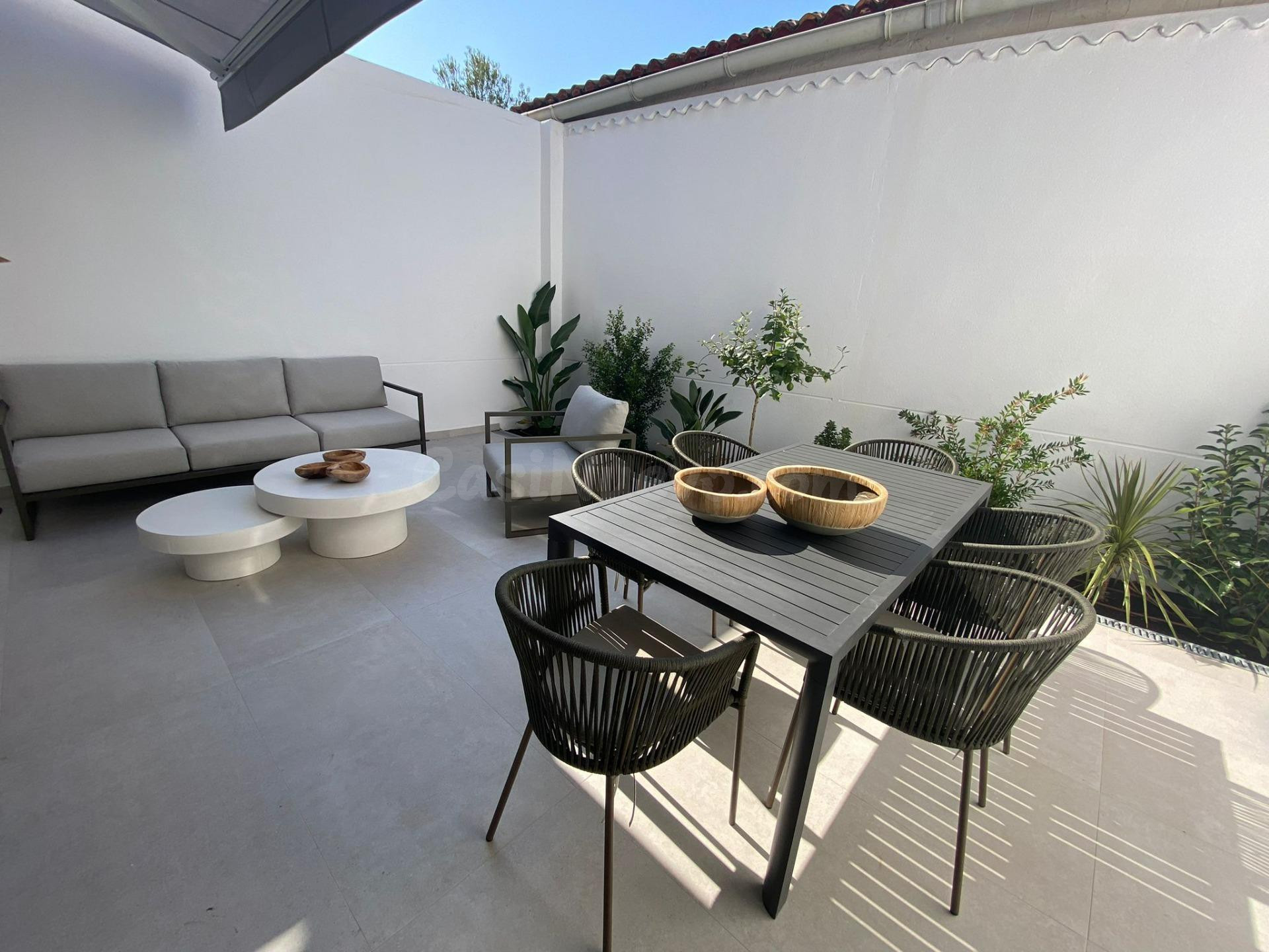 Planta baja 2 habitaciones 97m² en alquiler - La Bòvila