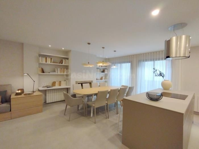 Piso 4 habitaciones 104m² en alquiler - Centre - foto 2