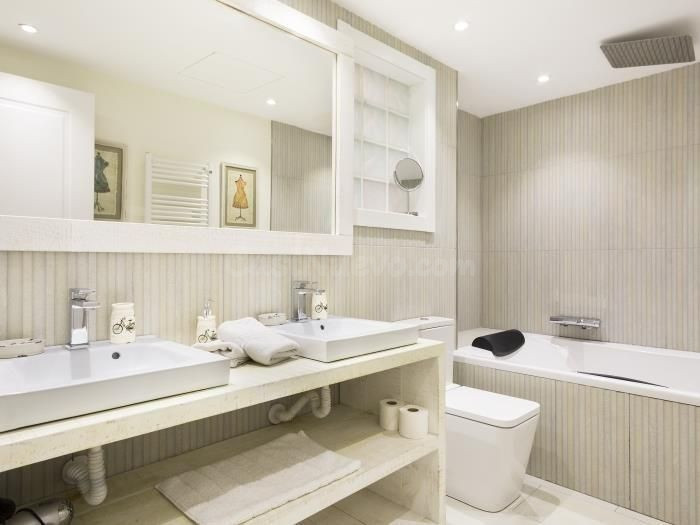Piso 4 habitaciones 200m² en alquiler - Centre - foto 2