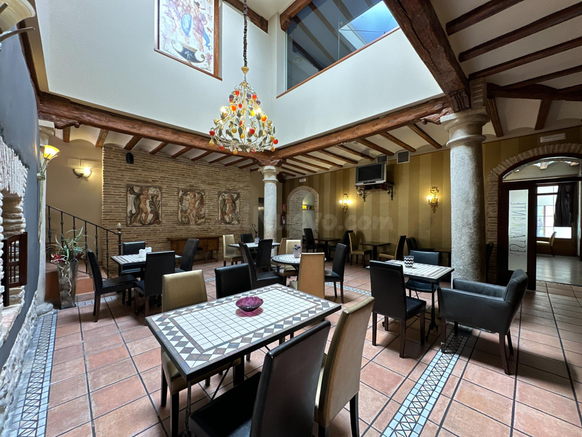 Hotel 15 habitaciones 1013m² en venta - Tarazona