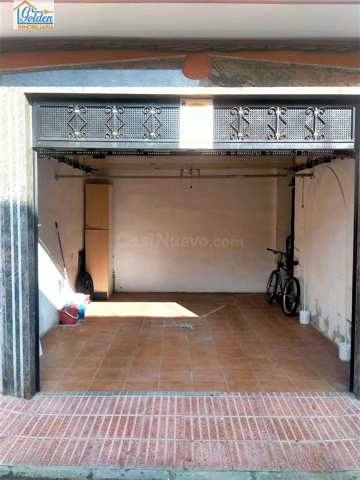 GARAJE CERRADO PARA ALQUILAR