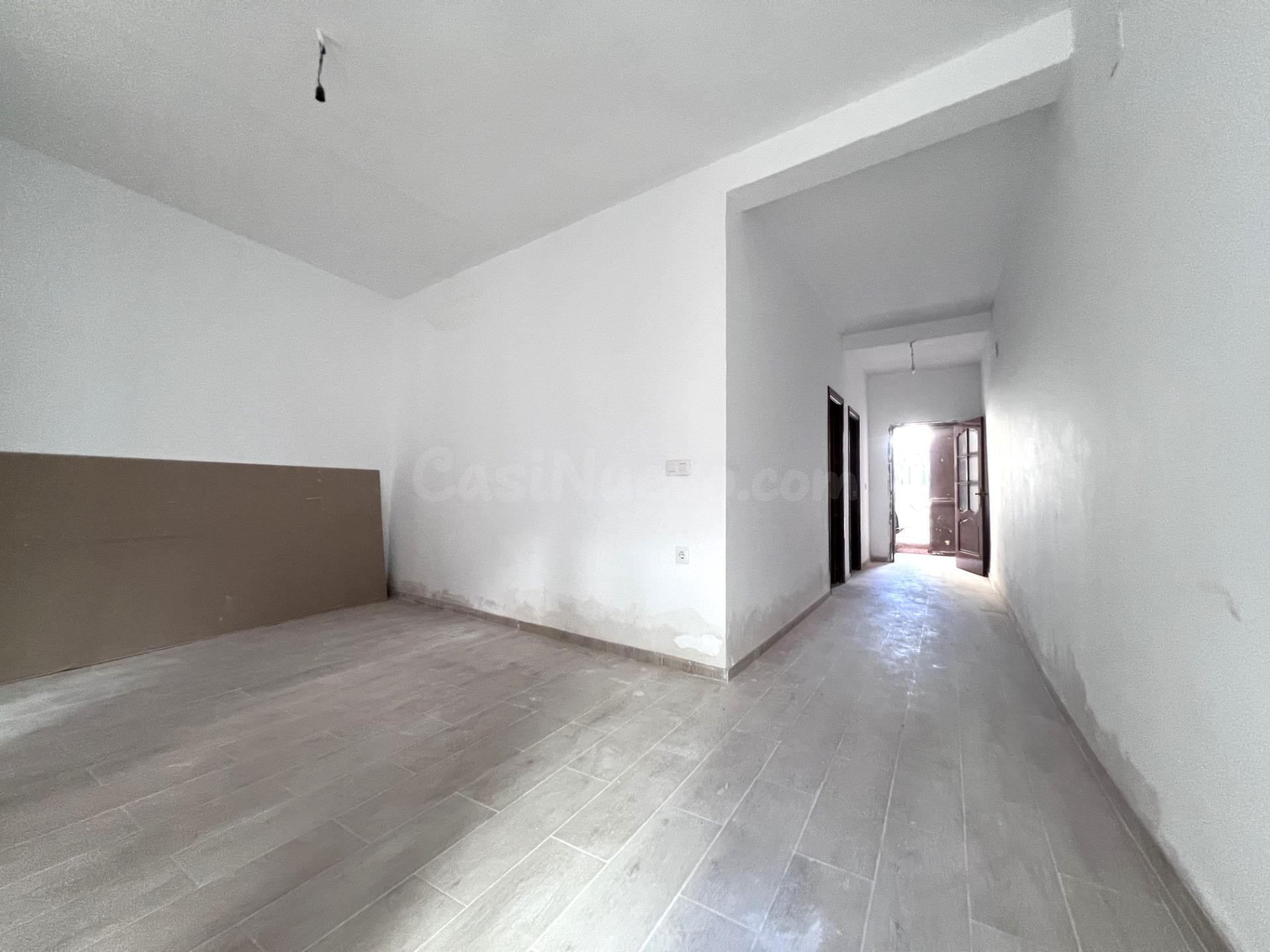 MEDIA CASA EN VENTA EN EL BARRIO DE SAN SEBASTIÁN