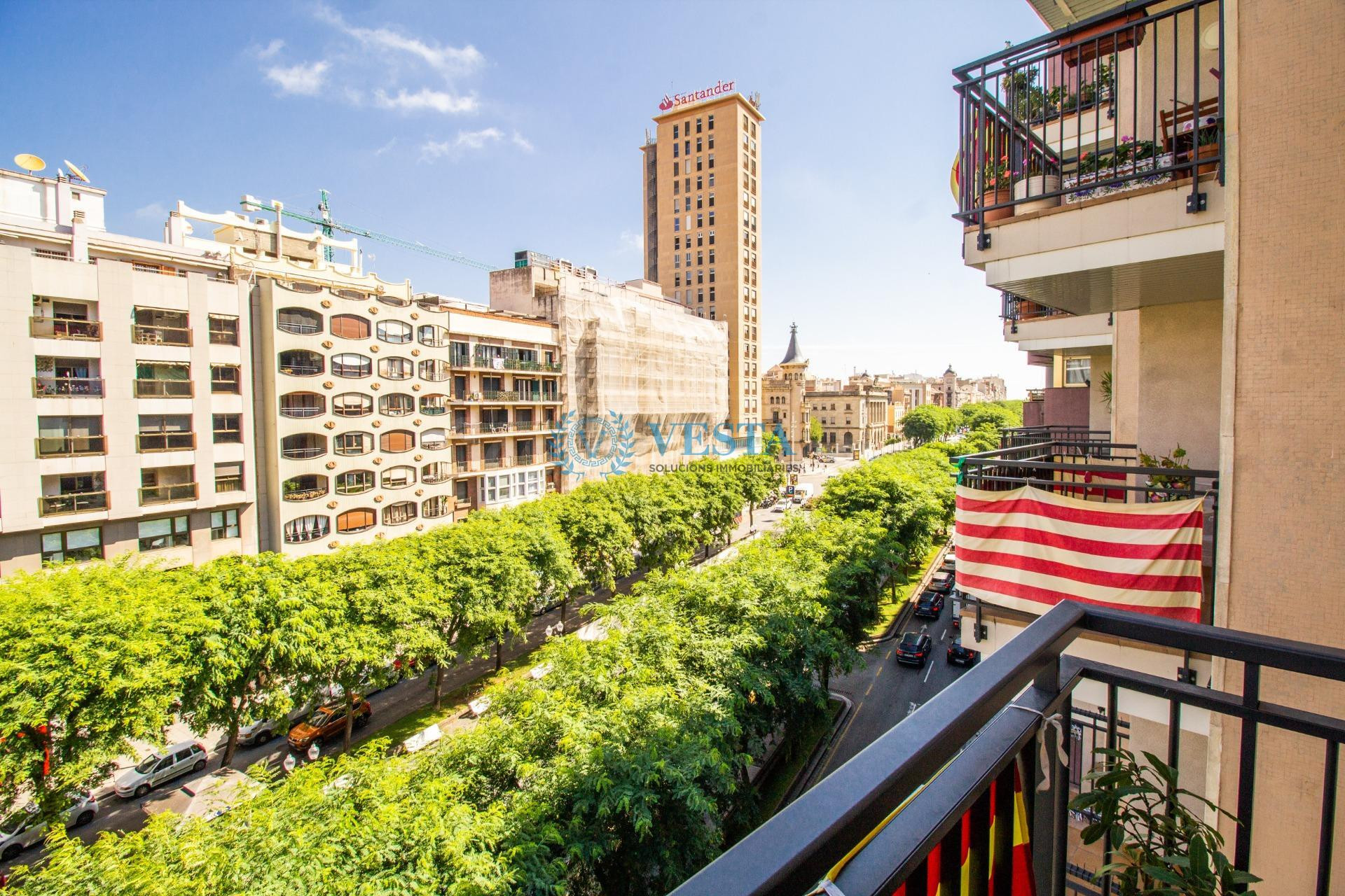UN PISO CON HISTORIA EN LA RAMBLA NOVA DE TARRAGONA