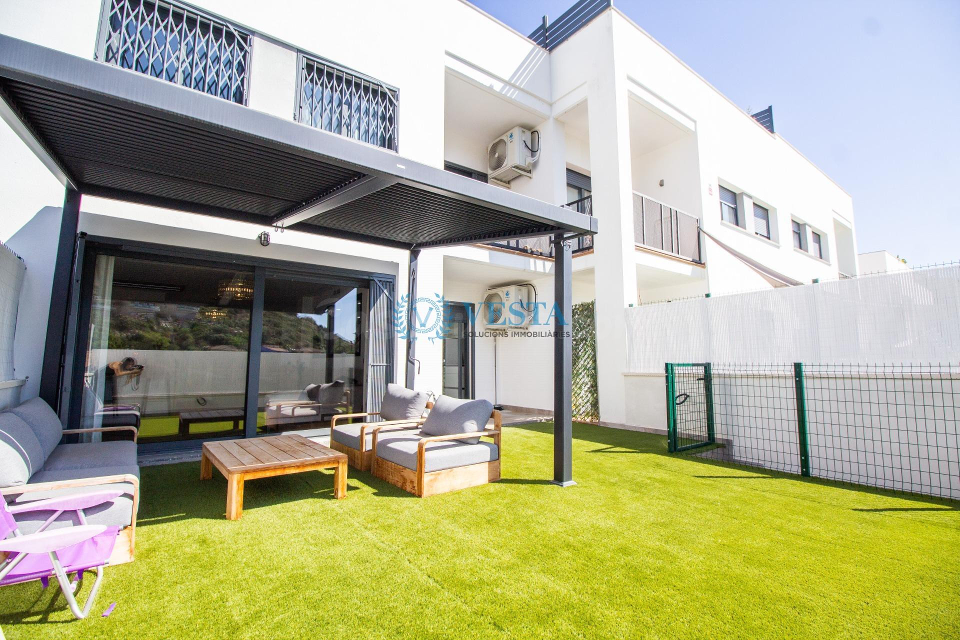 CASA DE OBRA NUEVA EN CALAFELL