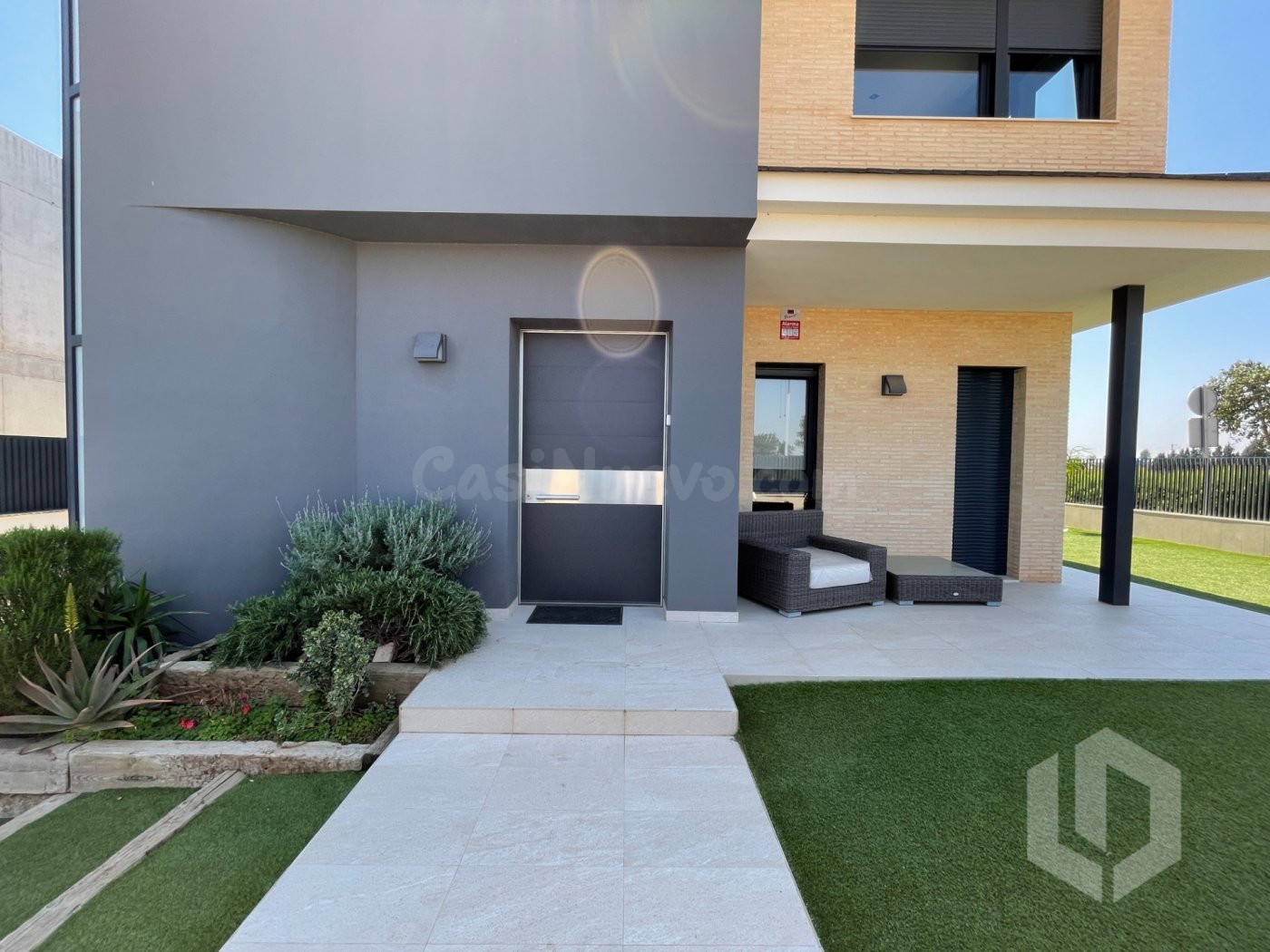 Único chalet de primeras calidades en venta en Albal - foto 4