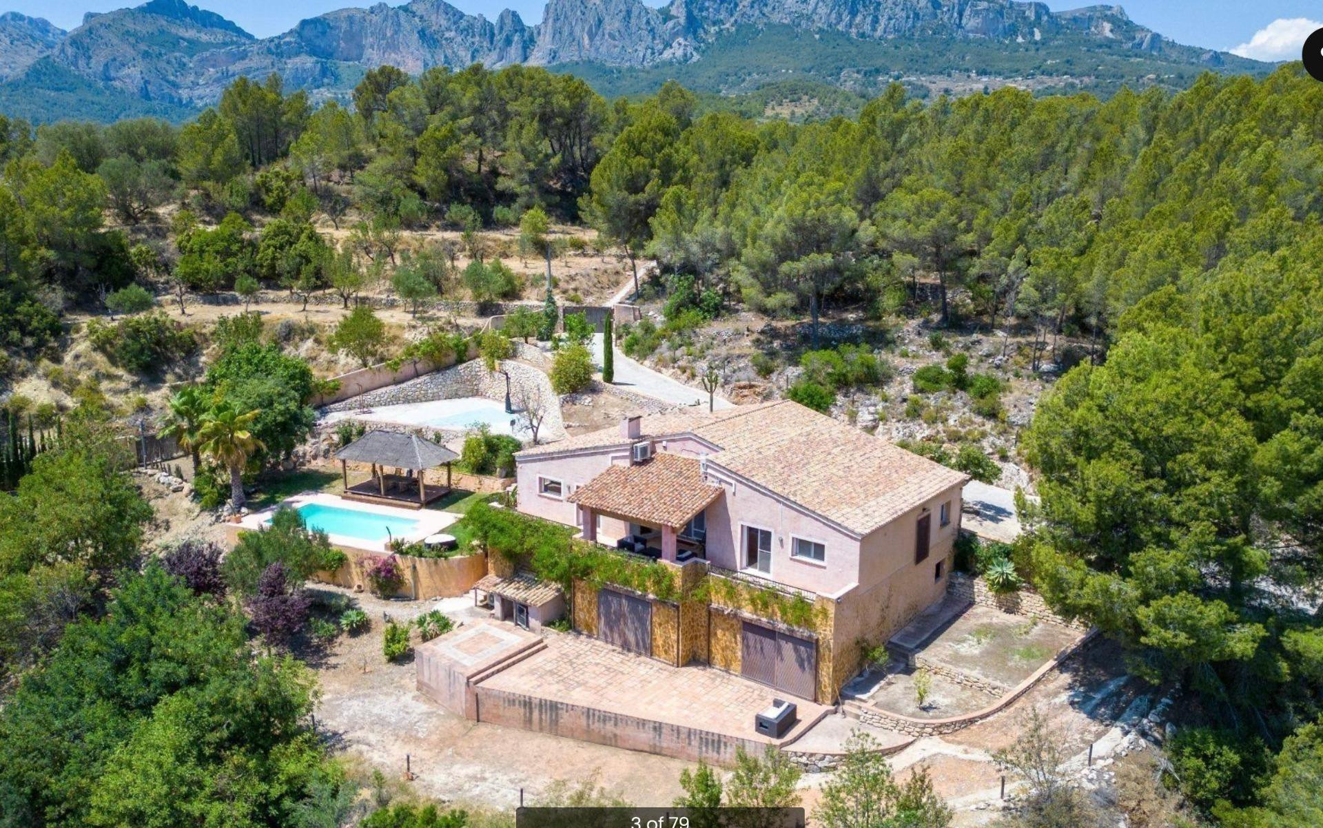 Espectacular Villa con Vistas Panorámicas al Mar y la Montañ - foto 3