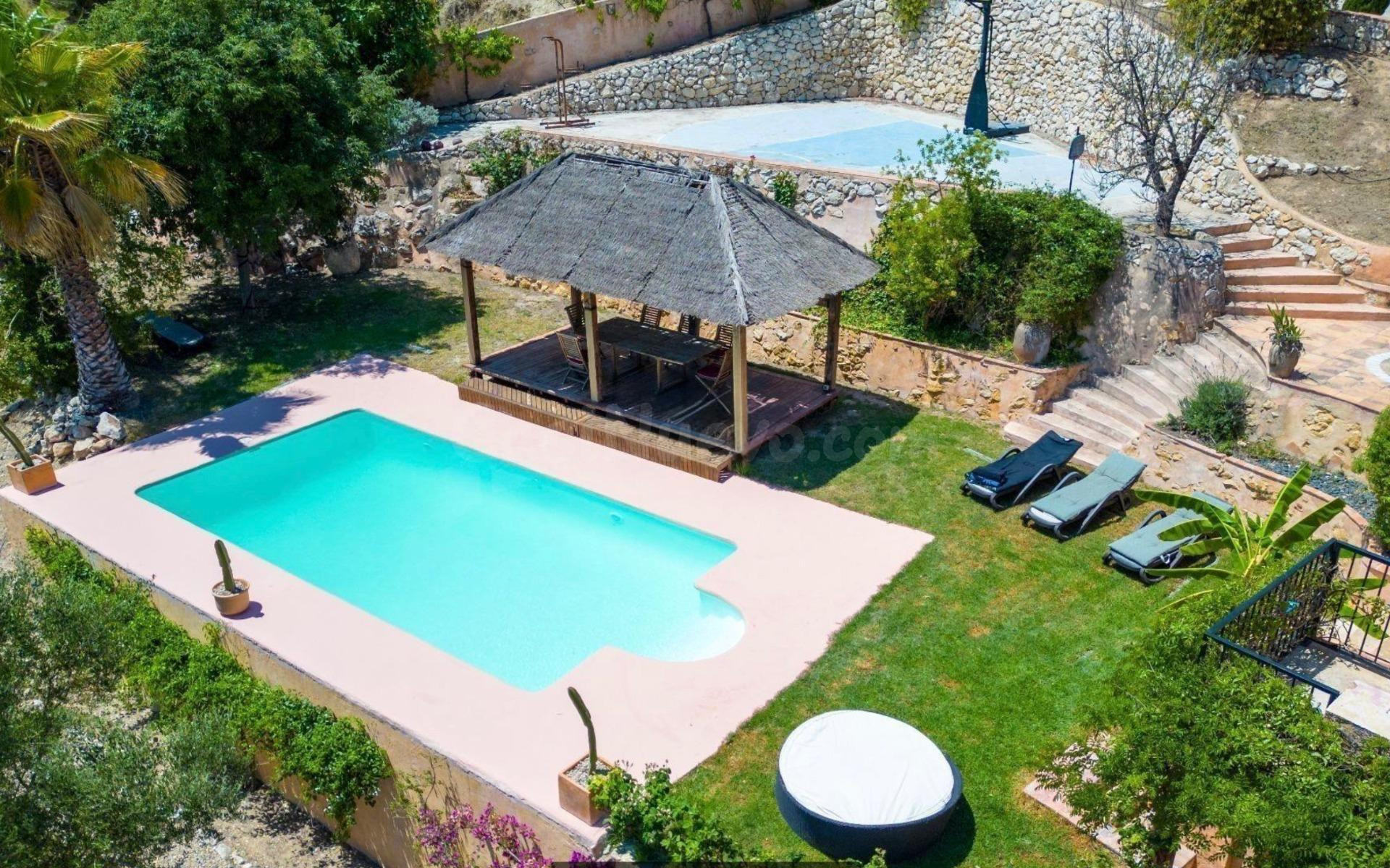 Espectacular Villa con Vistas Panorámicas al Mar y la Montañ - foto 4