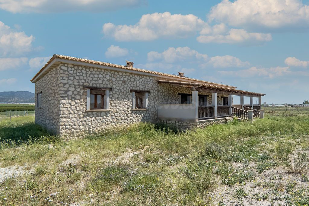 Chalet independiente en Caravaca de la Cruz - foto 2