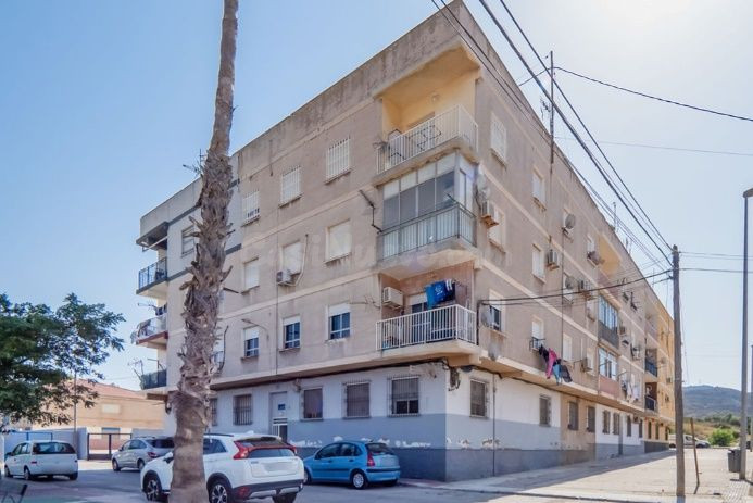 Oportunidad de Inversión en Cartagena: Piso en Planta Baja