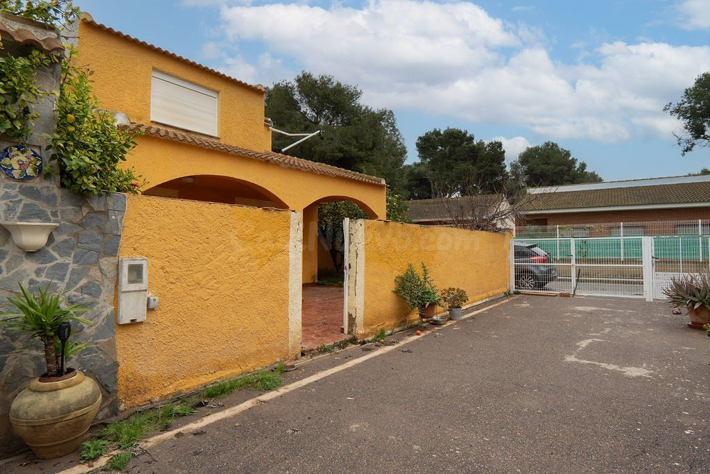 Chalet independiente en venta en Cartagena