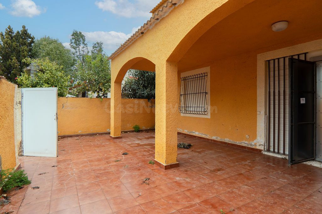 Chalet independiente en venta en Cartagena - foto 2