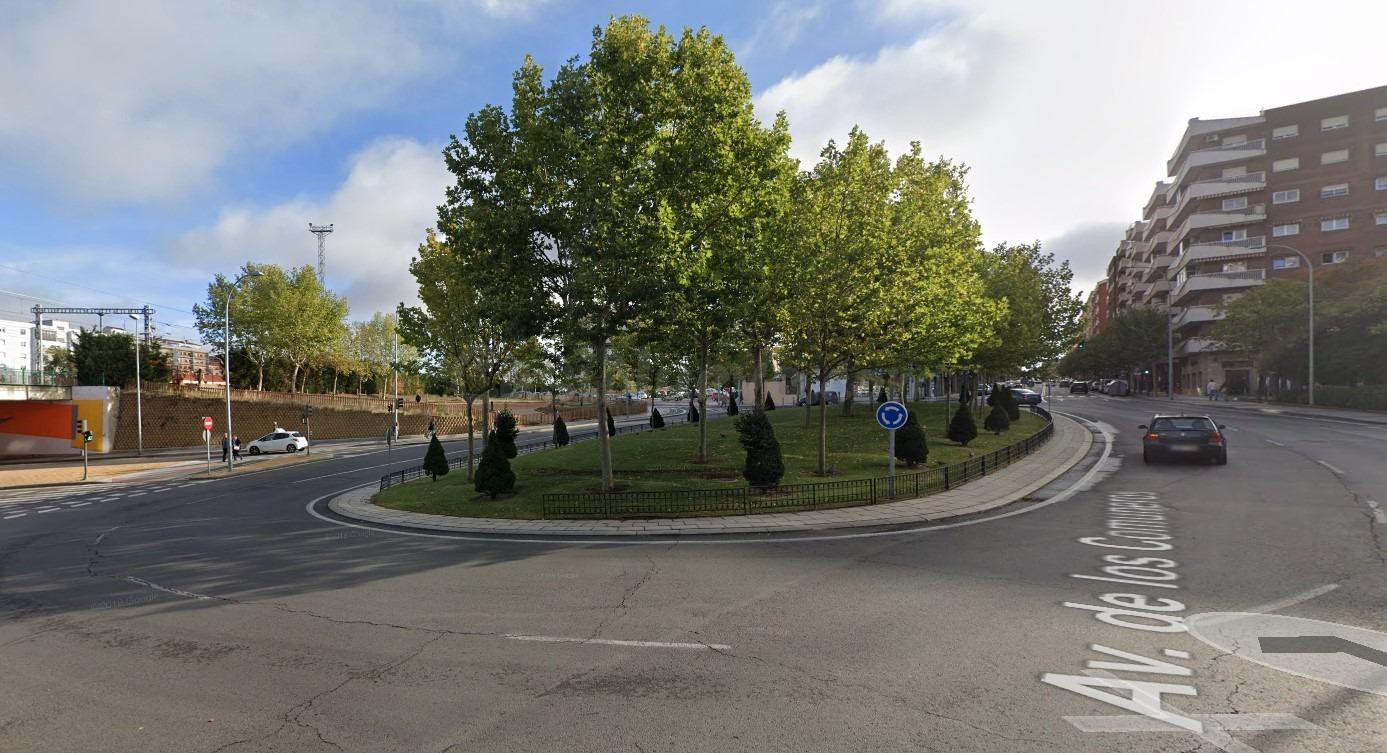 local en venta en AVDA DE COMUNEROS JUNTO ALAMEDILLA