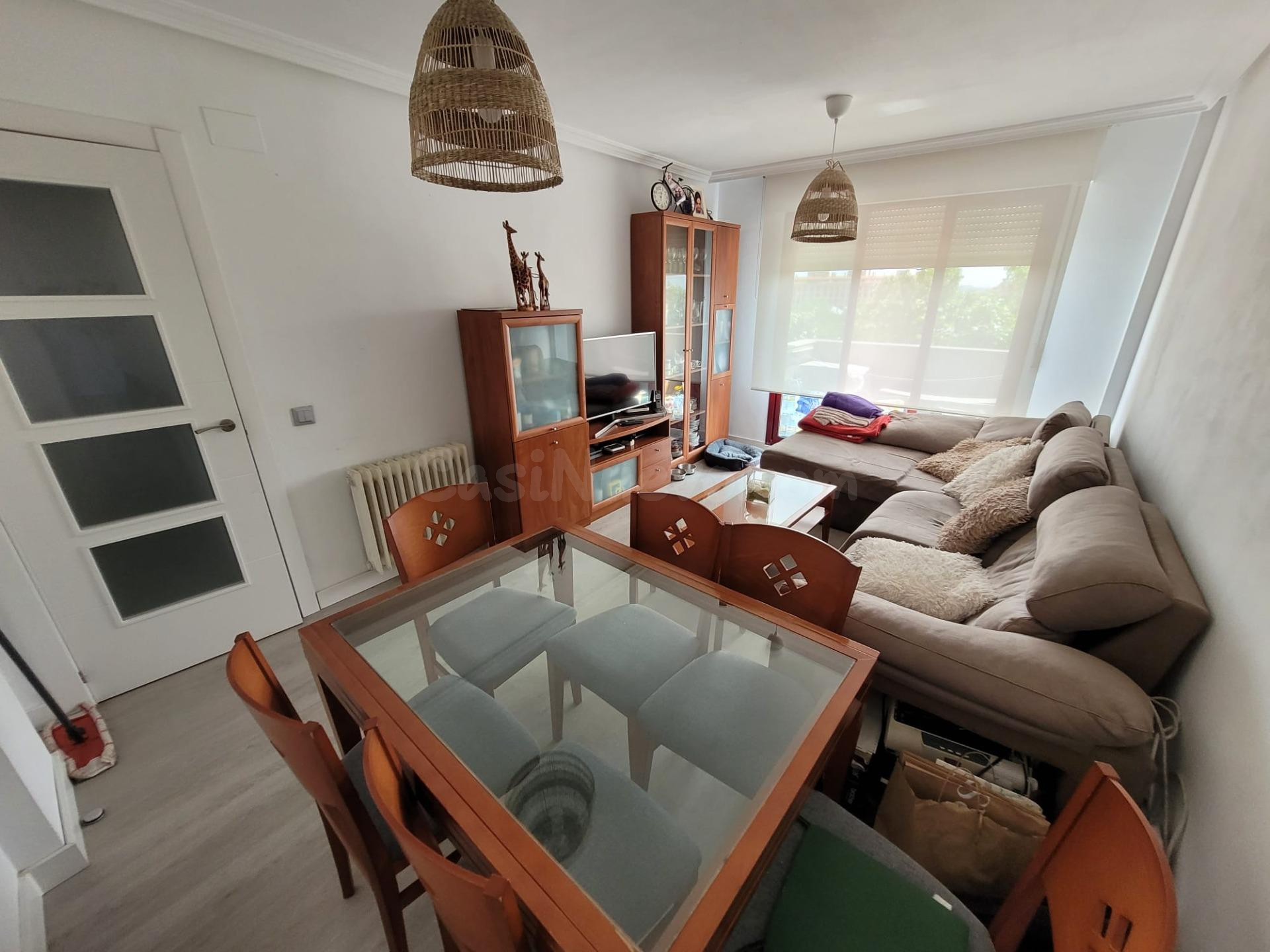 PISO EN VENTA EN EL TESO DE LOS CAÑONES, IMPECABLE