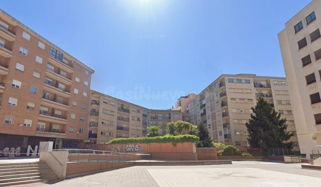 Junto Plaza de España y Alamedilla, 3 Dormitorios