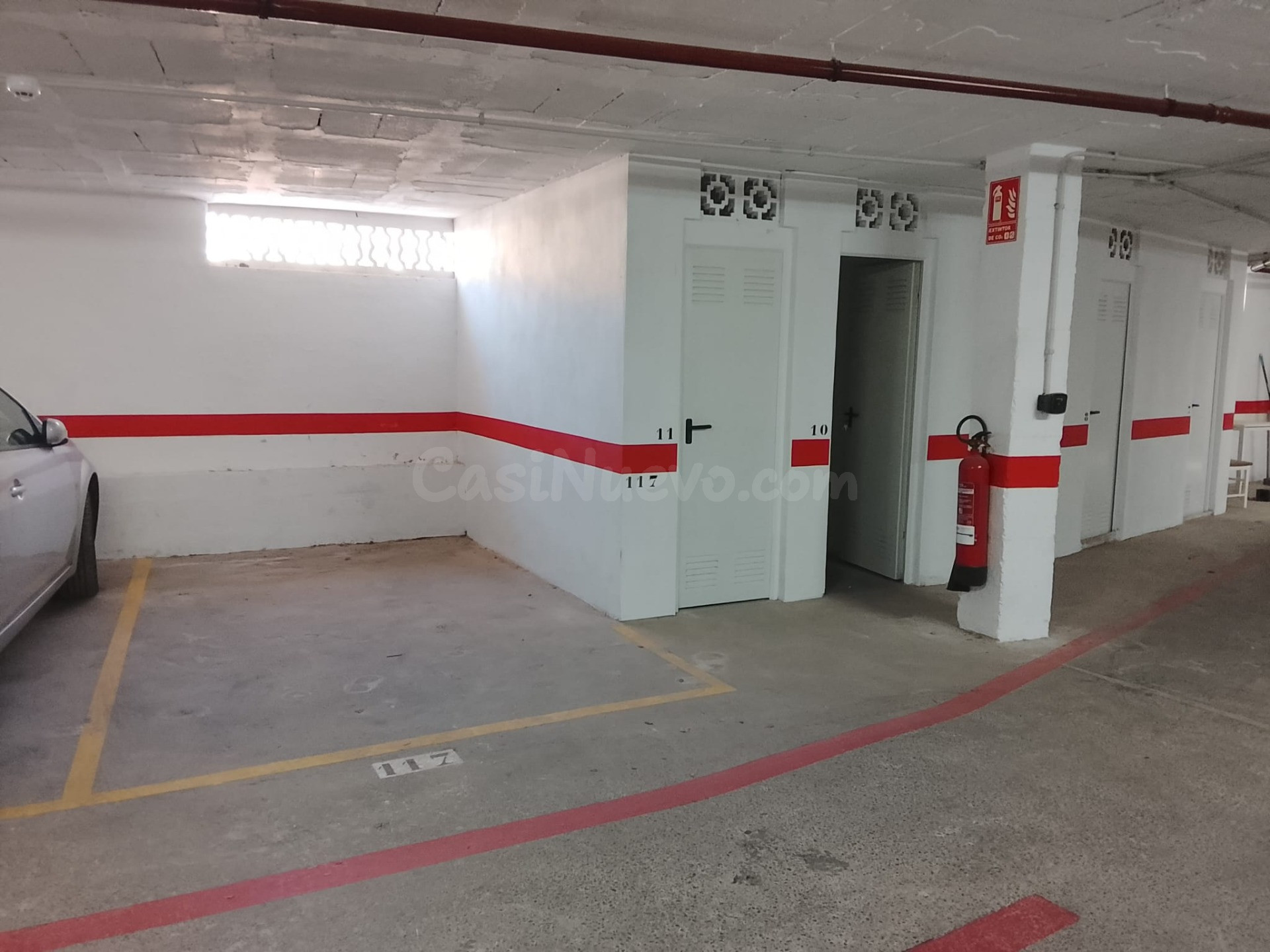 GARAJE Y TRASTERO AV. PARIS CENTRO SALUD