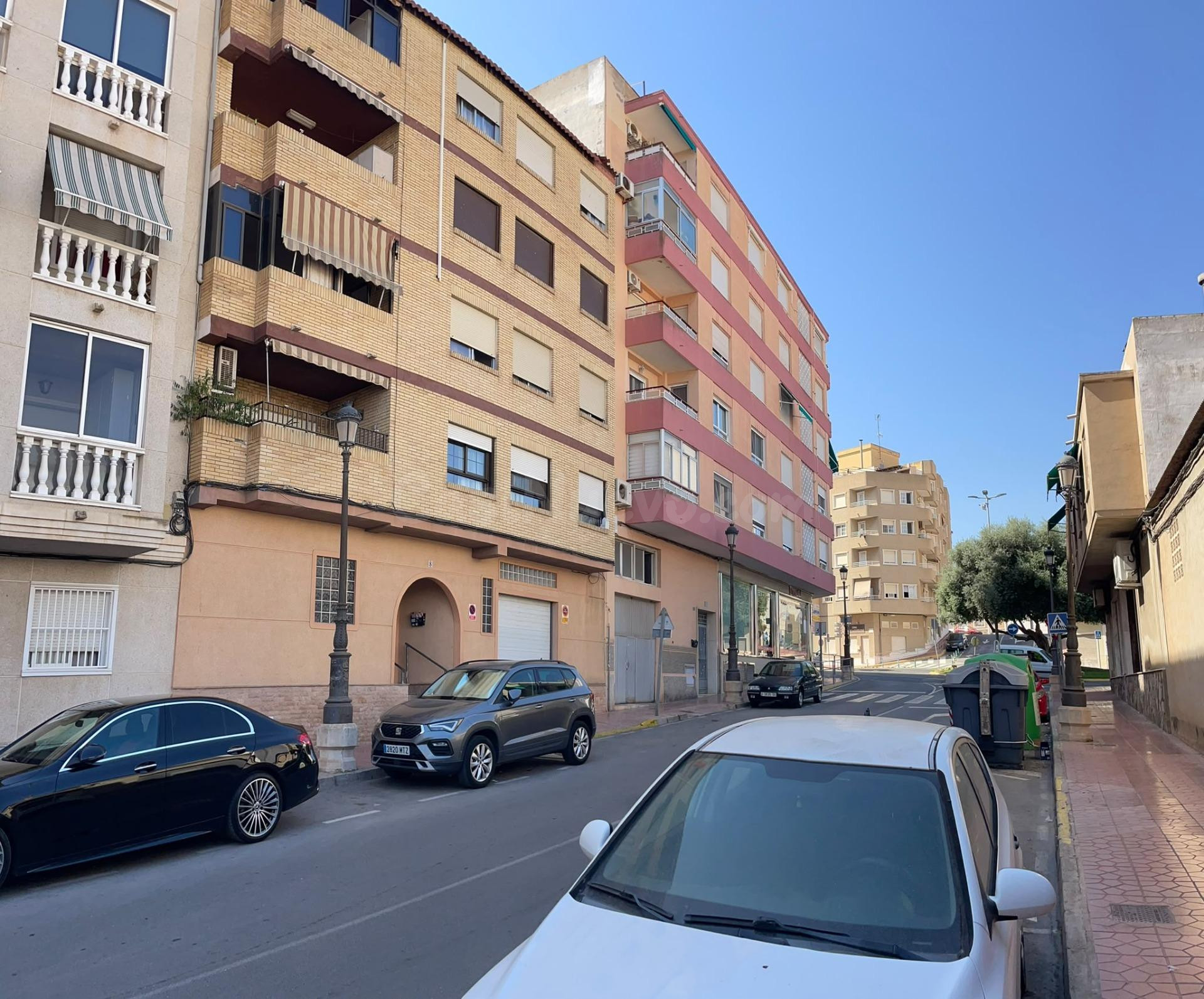 AMPLIO APARTAMENTO DE 4 DORMITORIOS | GARAJE | TERRAZA EN GUARDAMAR