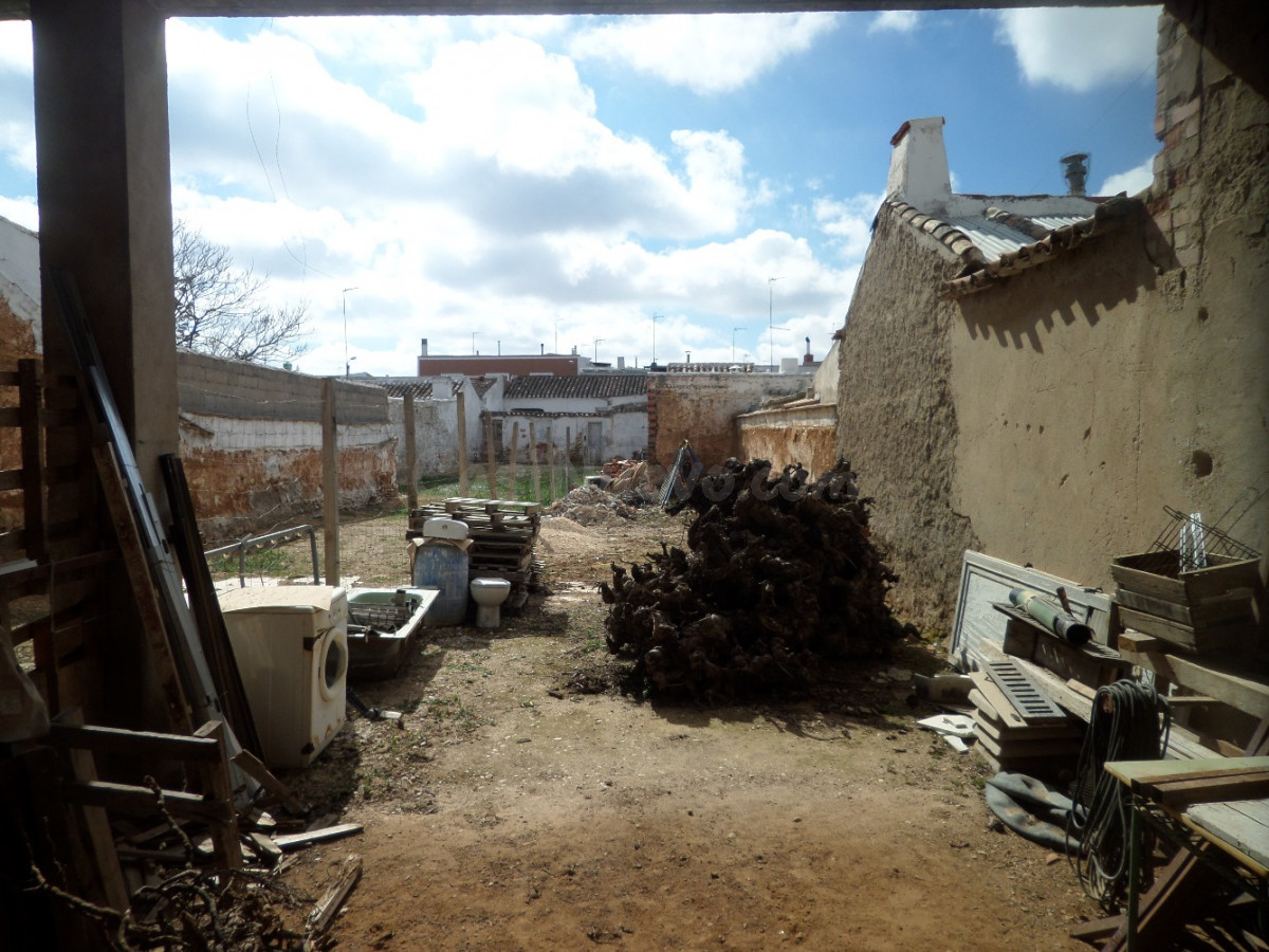 Solar 300m² en venta - Tomelloso