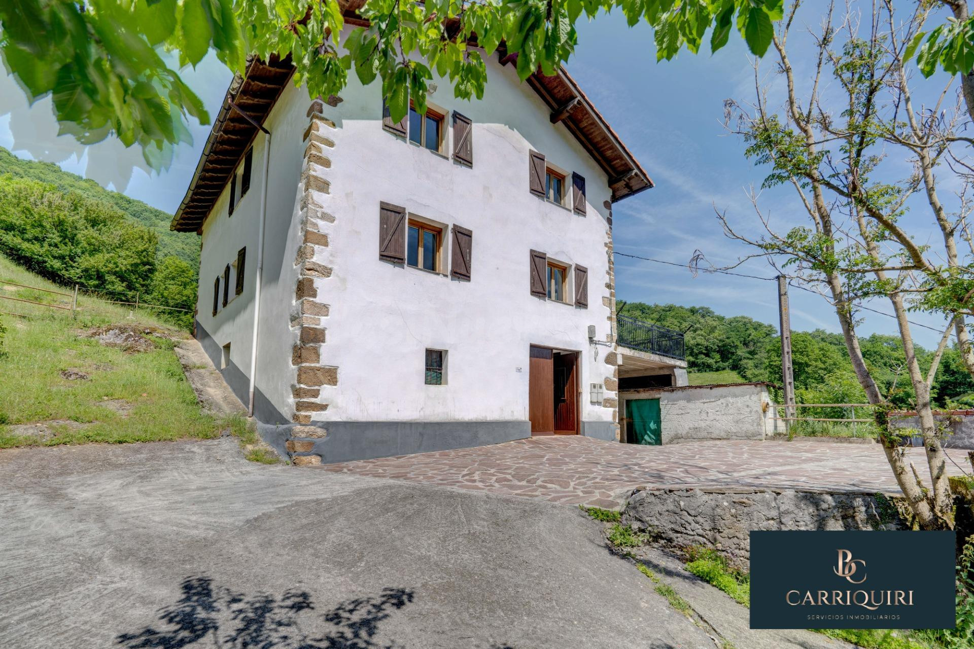 CASERÍO CON ALMA EN VENTA EN OITZ