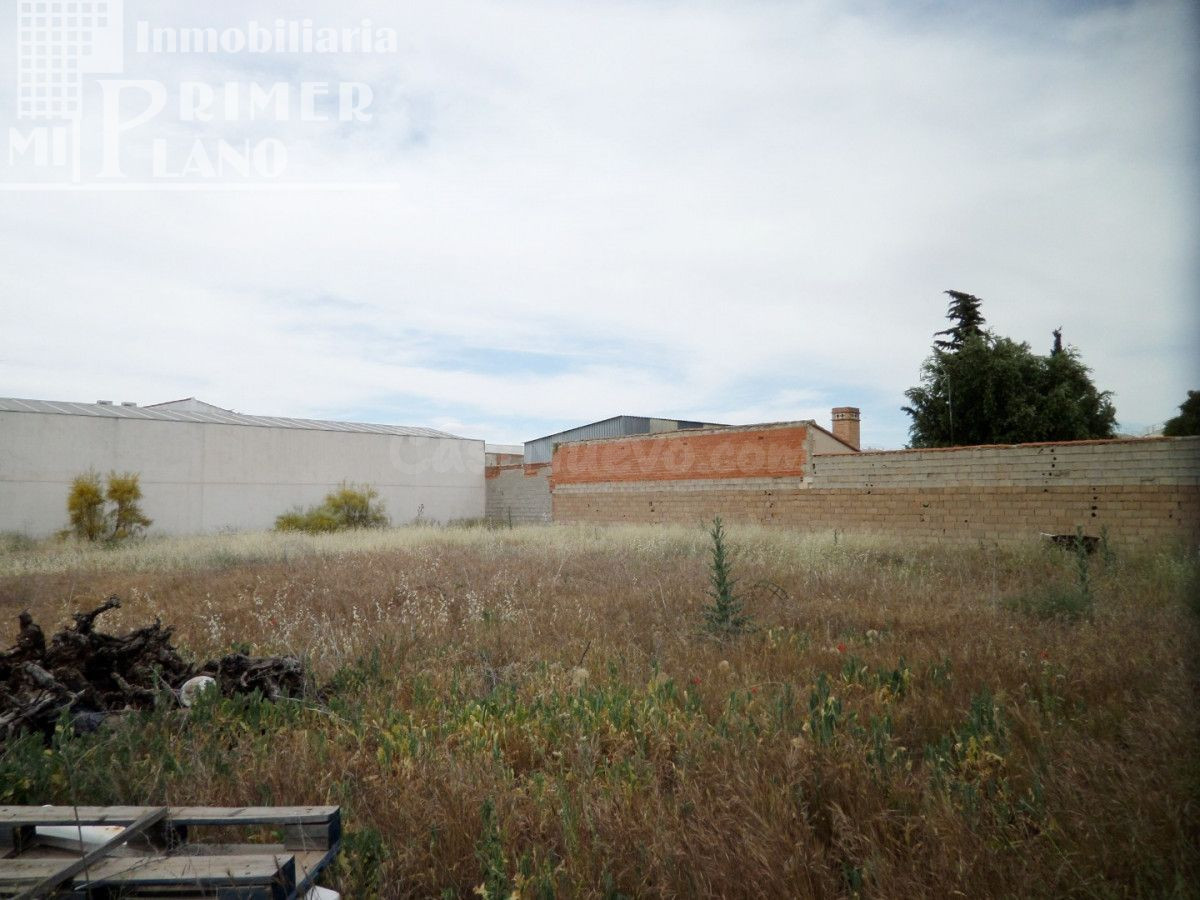 *Solar de 500m2 en el Poligono, junto a Carretera de Argamasilla de Alba y c/Zurbarán, solo 63.000€*