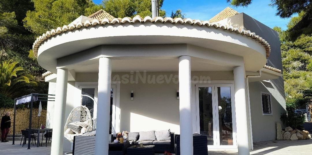 Privacidad, naturaleza y confort: espectacular villa con vistas en Altea