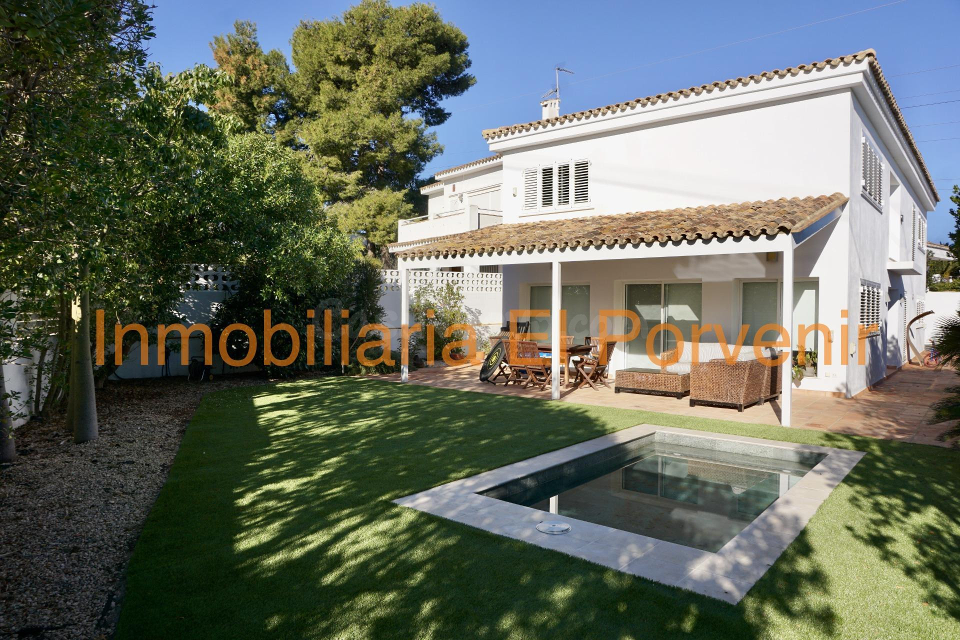 Chalet 4 habitaciones 215m² en alquiler - El Vedat