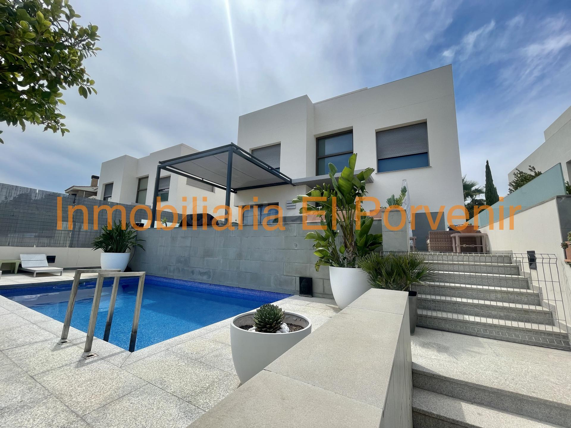 Chalet 4 habitaciones 339m² en alquiler - El Vedat