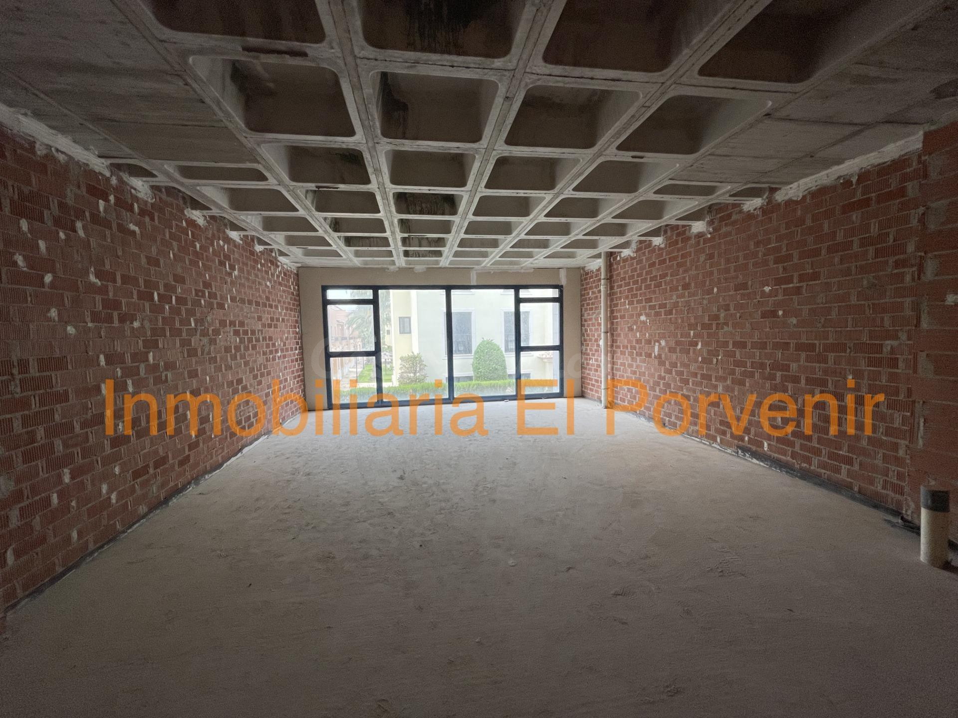 Oficina 56m² en venta - Playa Del Arenal