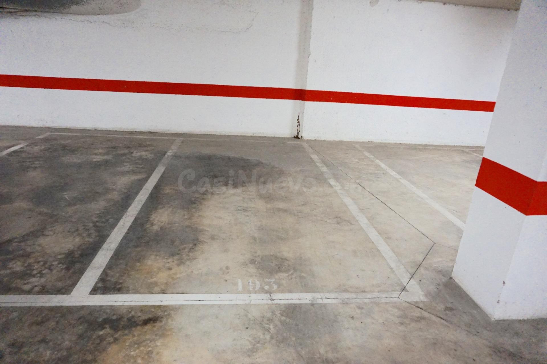 Garaje 10m² en alquiler - Parc central