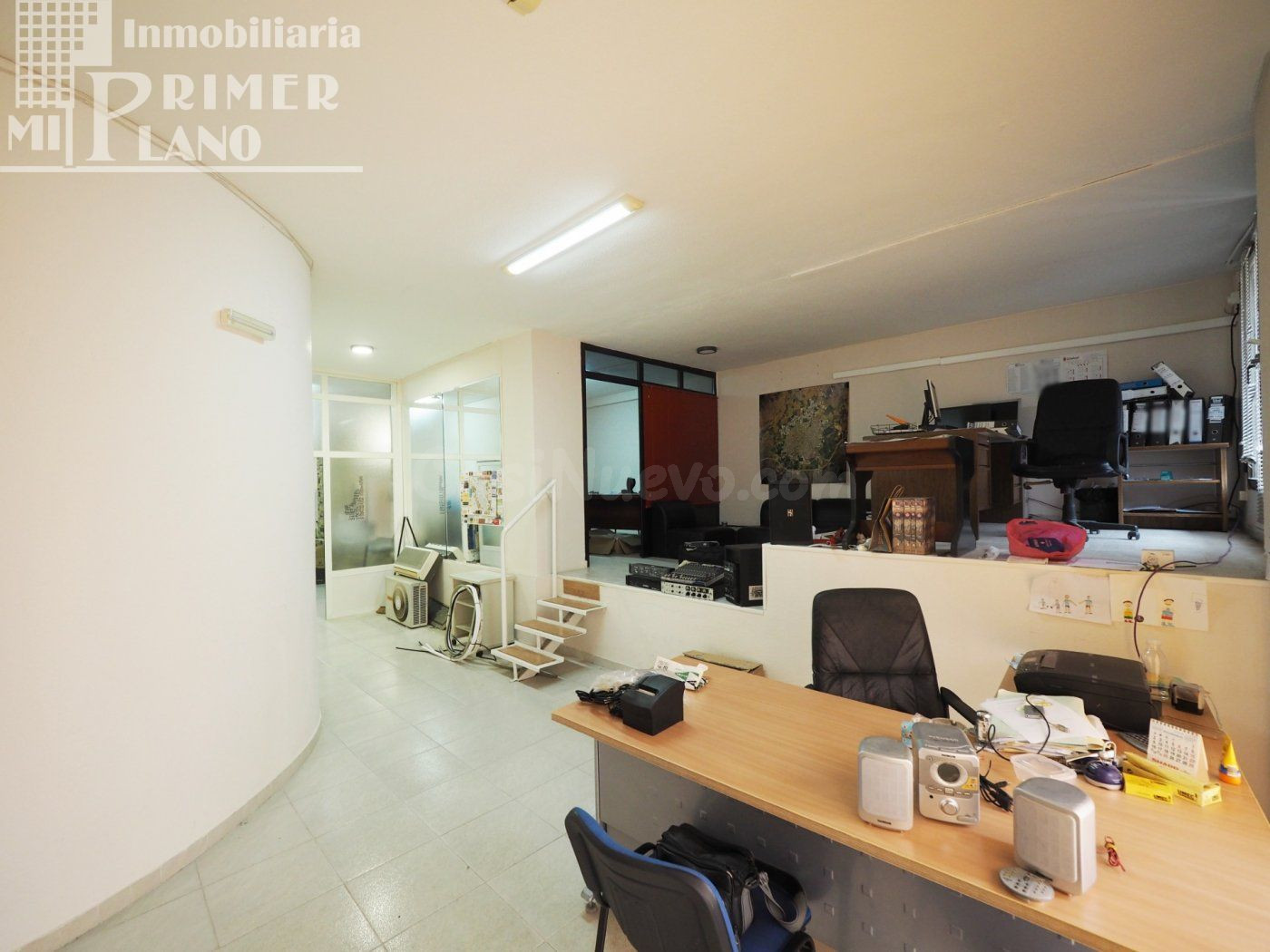 *Se alquila local comercial en Avenida Don Antonio Huertas*