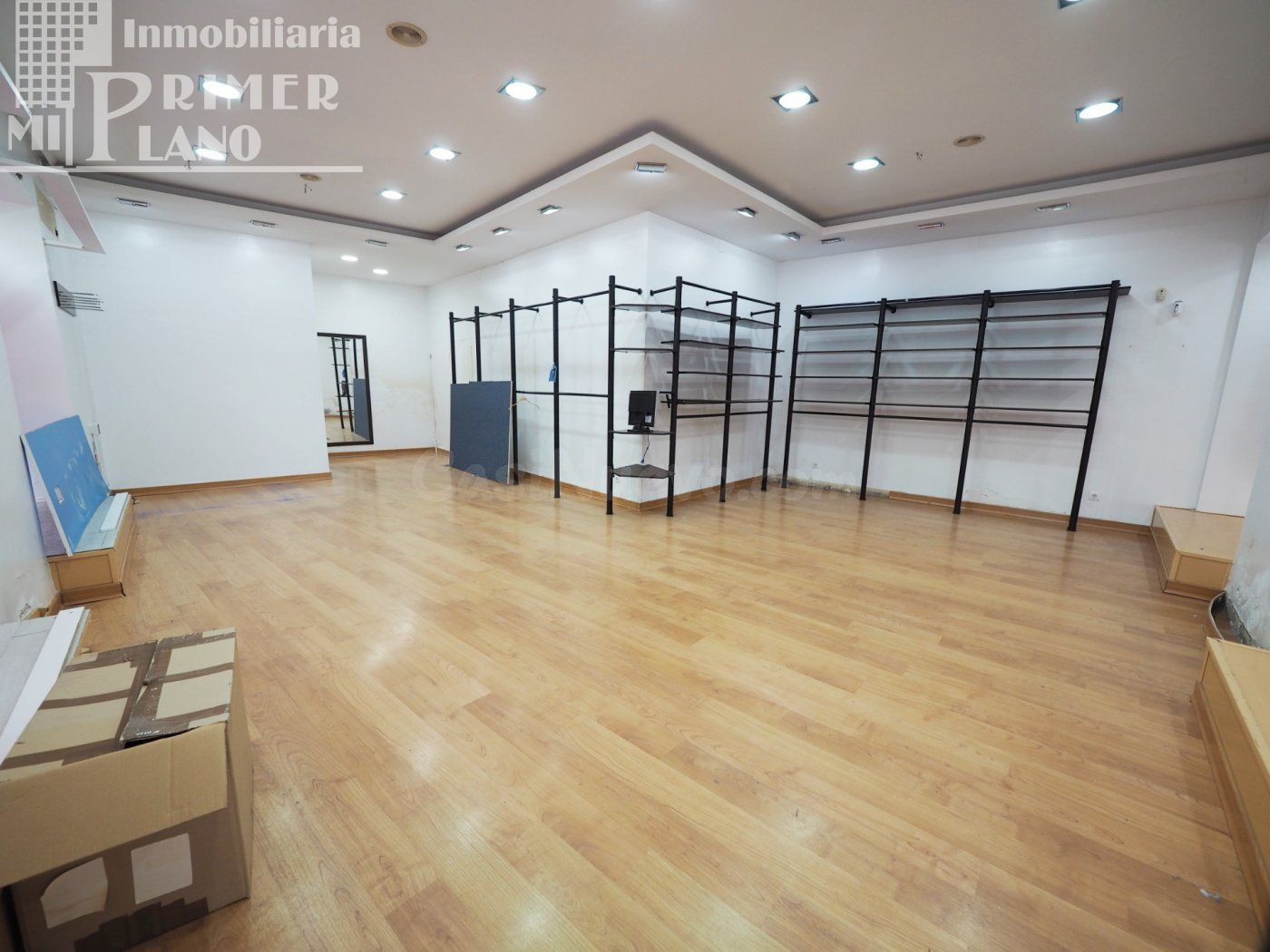 Se vende casa en esquina en pleno centro de tomelloso con 247 m2