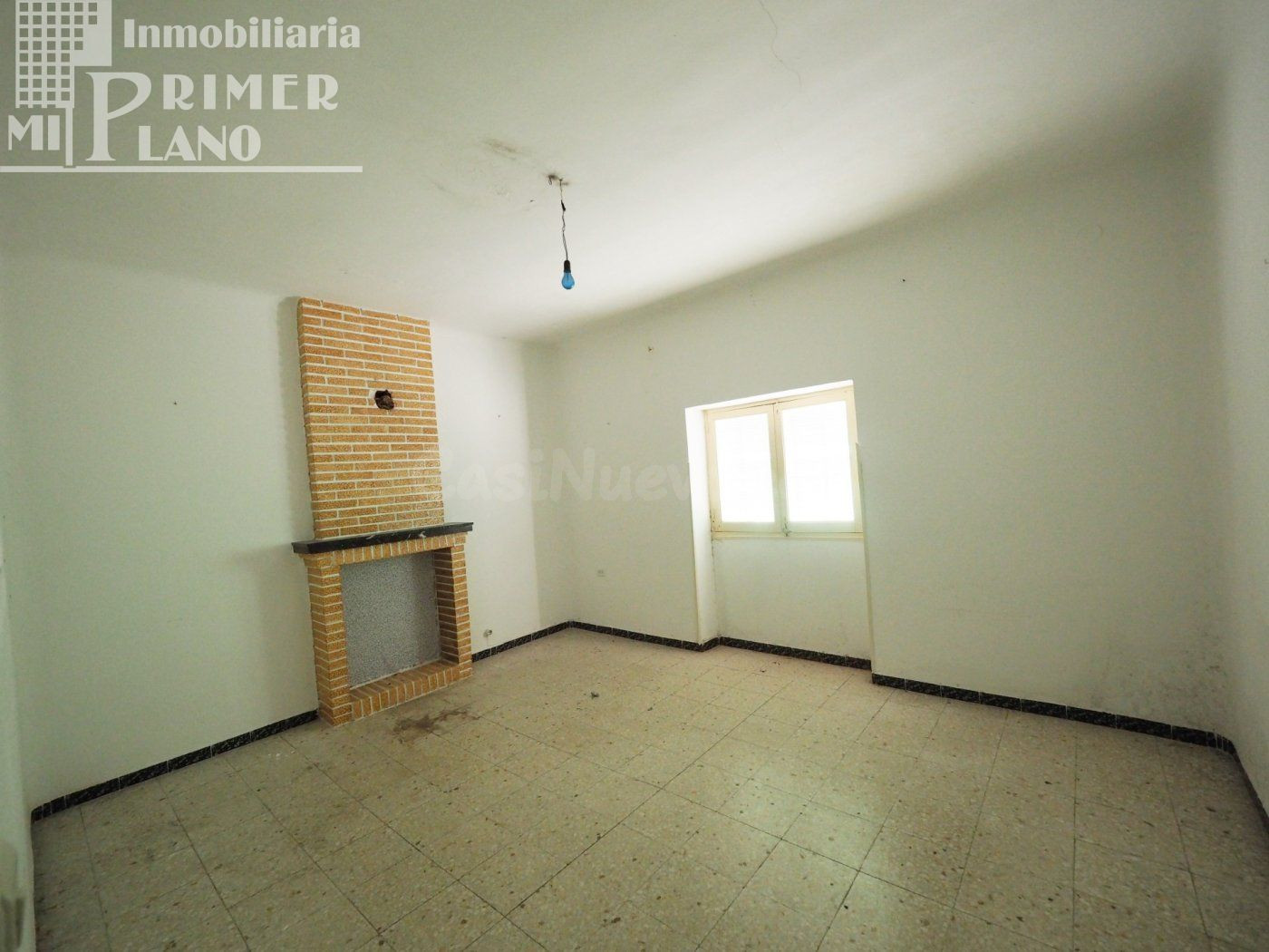 Casa en pleno centro de Argamasilla, para reformar o como solar con 723 m2 y 15 m de fachada
