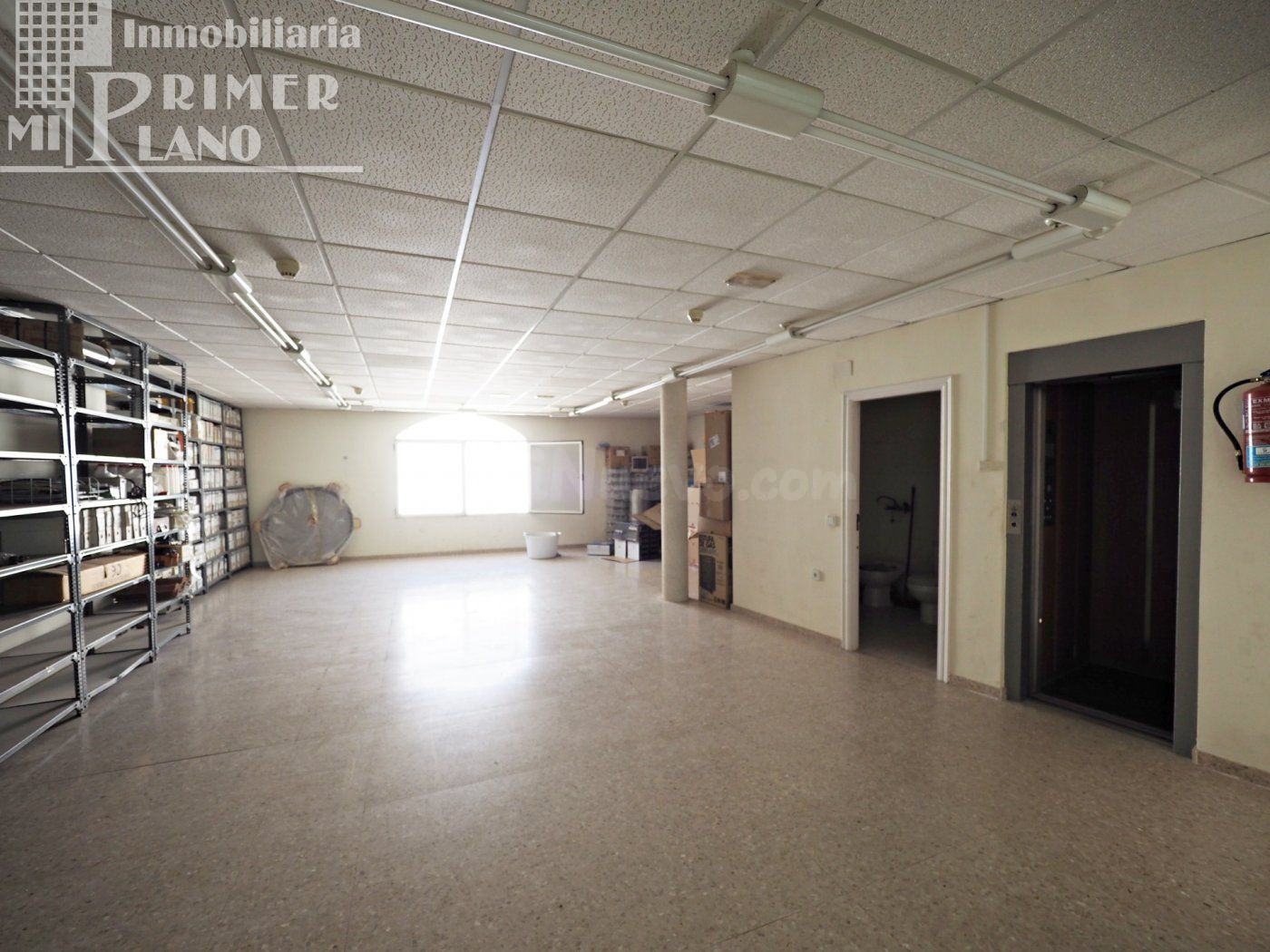 *¡Se vende edificio en plaza de España en Tomelloso, a dos calles, 560m2 en calle Socuellamos!*