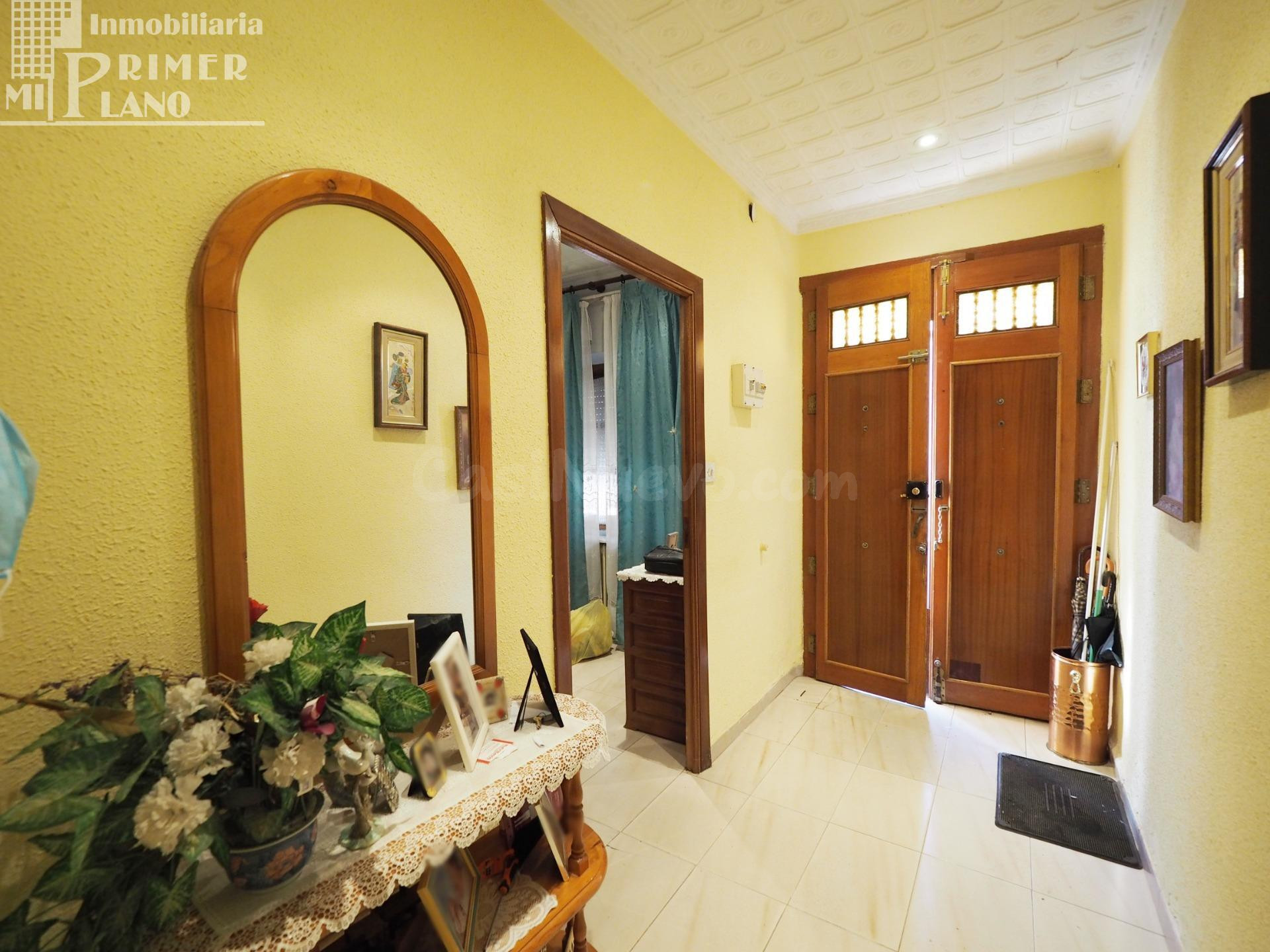 Se vende casa para reformar en la zona centro de Tomelloso