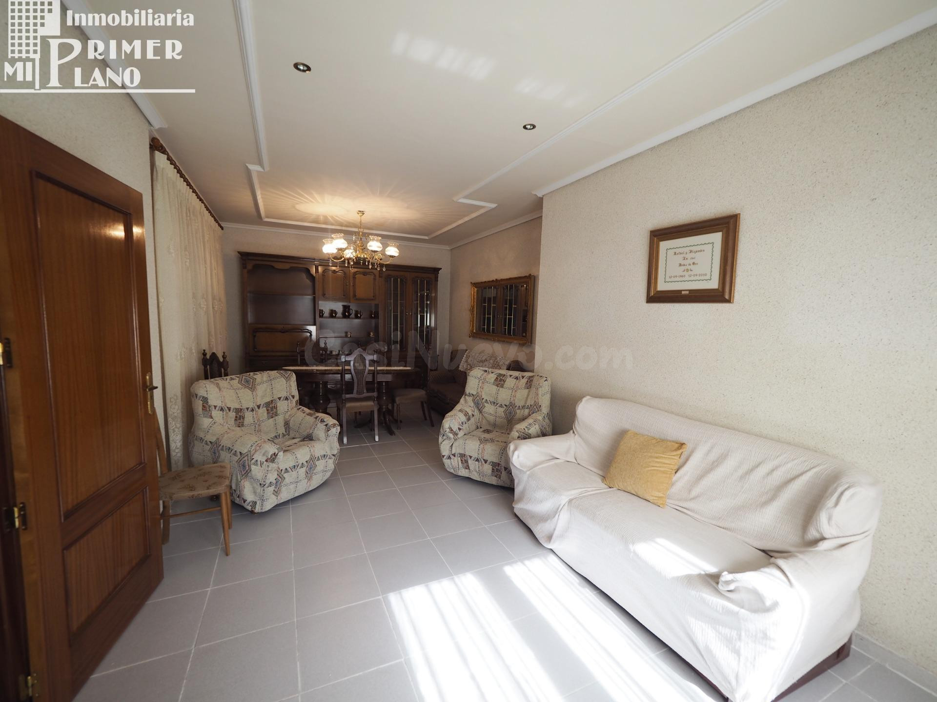 *¡OFERTA! Casa en venta de planta baja junto a la avenida Don Antonio Huertas, por solo 130.000€*