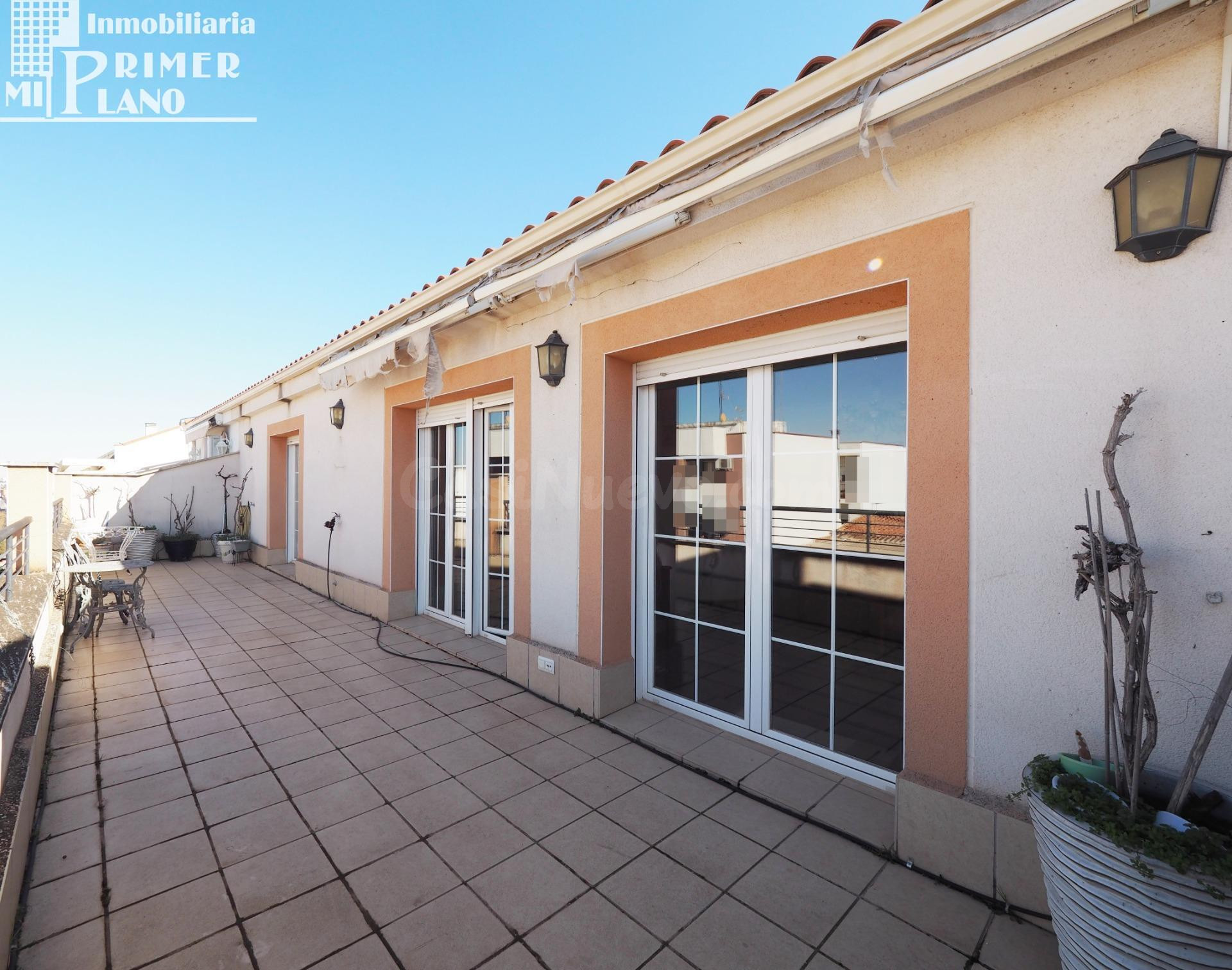 ¡ESPECTACULAR ÁTICO  EN VENTA EN TOMELLOSO – ZONA CALLE SOCUÉLLAMOS!