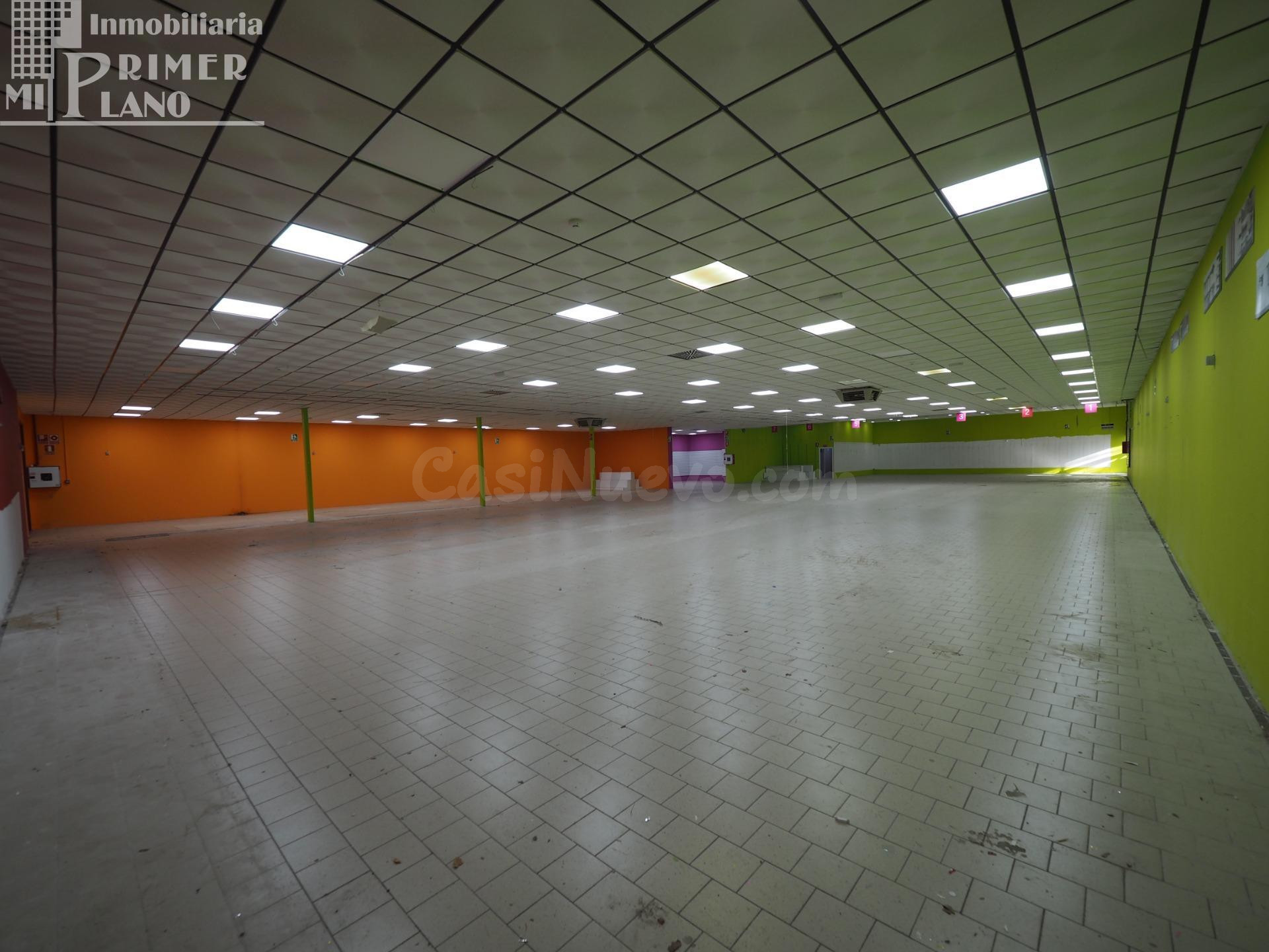 Amplio Local Comercial en Alquiler – Zona Calle Socuéllamos, Tomelloso