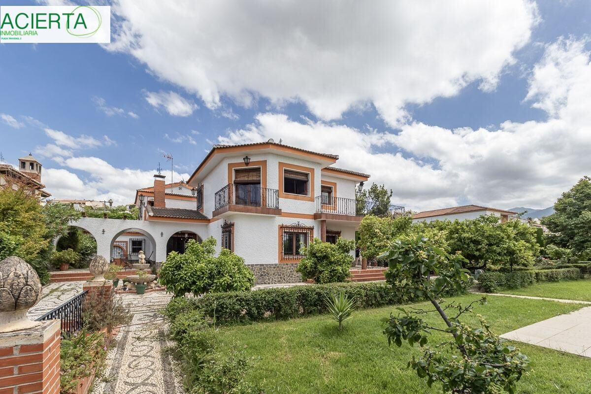 Chalet a la entrada de Huetor Vega