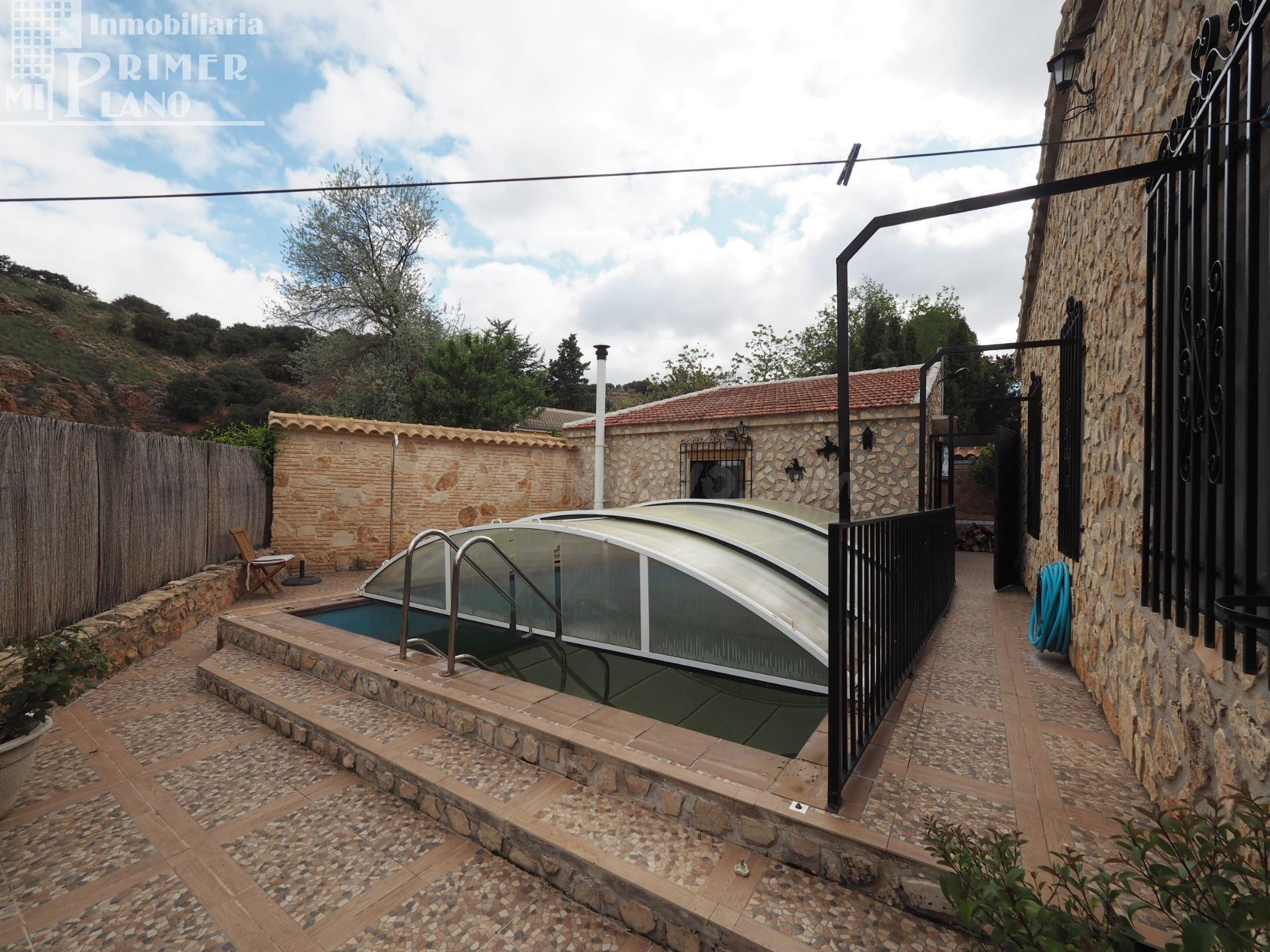 Exclusivo Chalet en Venta en las Lagunas de Ruidera – Naturaleza, Confort y Privacidad